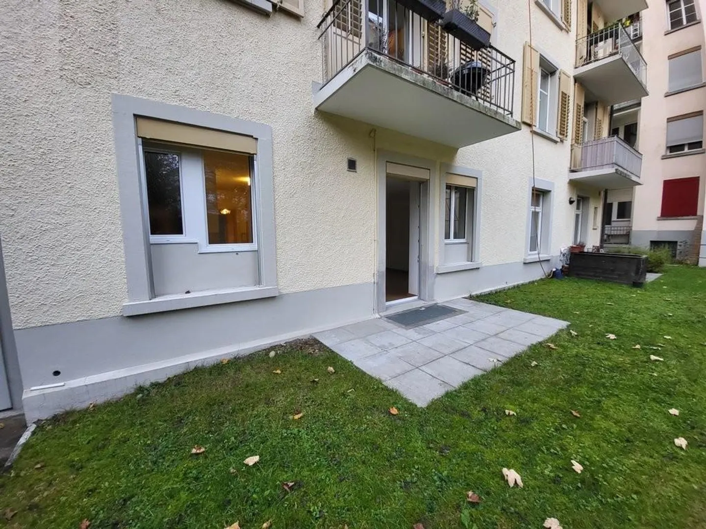 Vivre confortablement dans un immeuble multifamilial bien entretenu avec un espace de jardin - Photo 6 sur 6