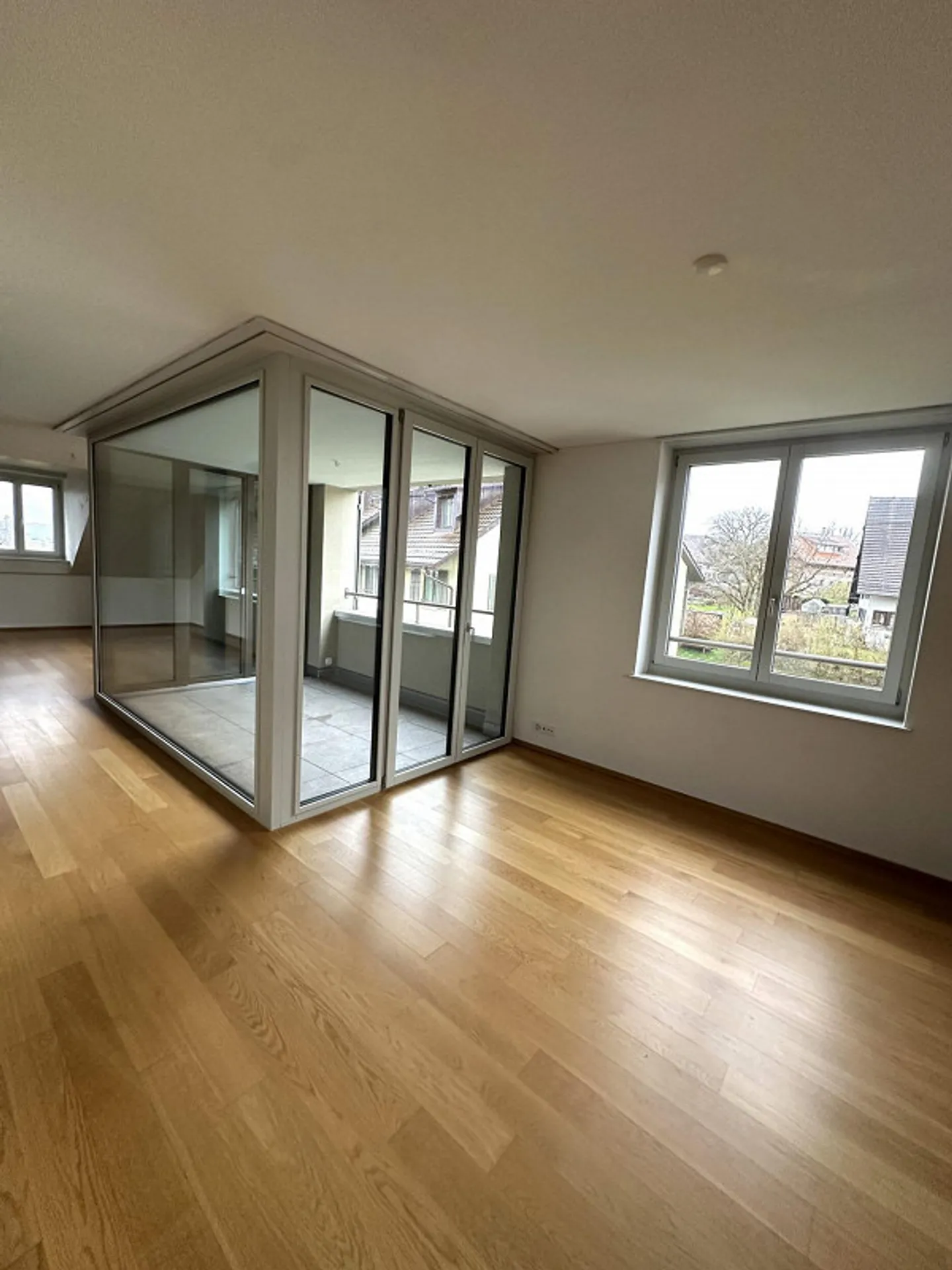 3.5 Room Apartment, Uerzlikon - Dreamlike 3.5 Maisonette Apartment - Photo 5 of 9