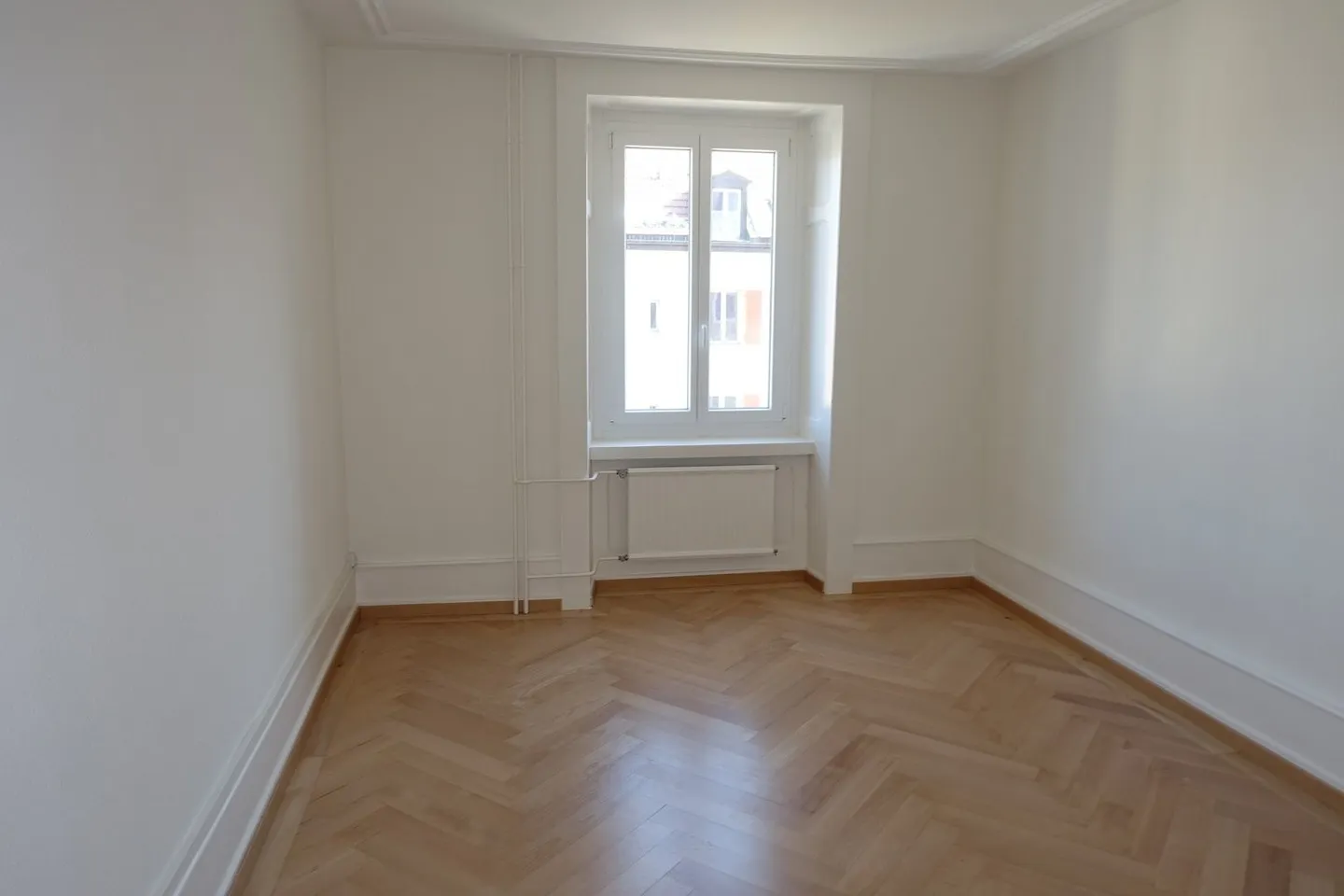 3-ROOM APARTMENT FOR RENT - Photo 3 of 7