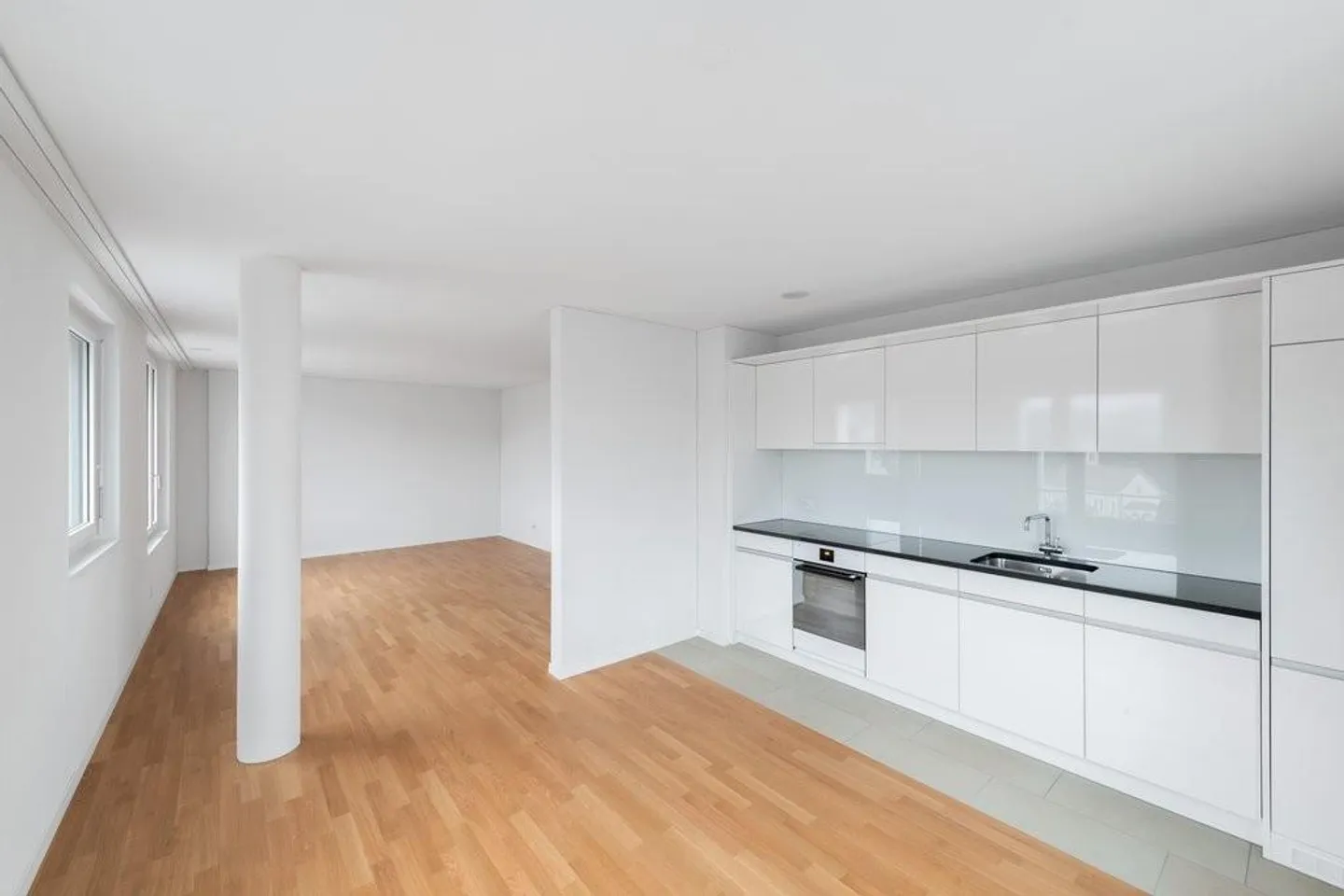 Modernes Apartment mit Stadtblick - Foto 1 von 7