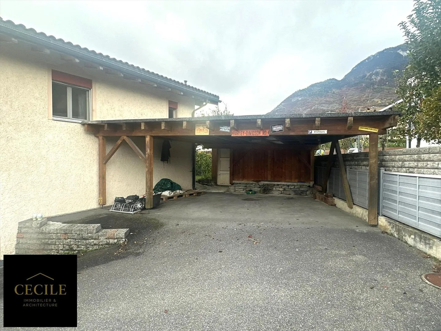 House - Photo 3 of 13