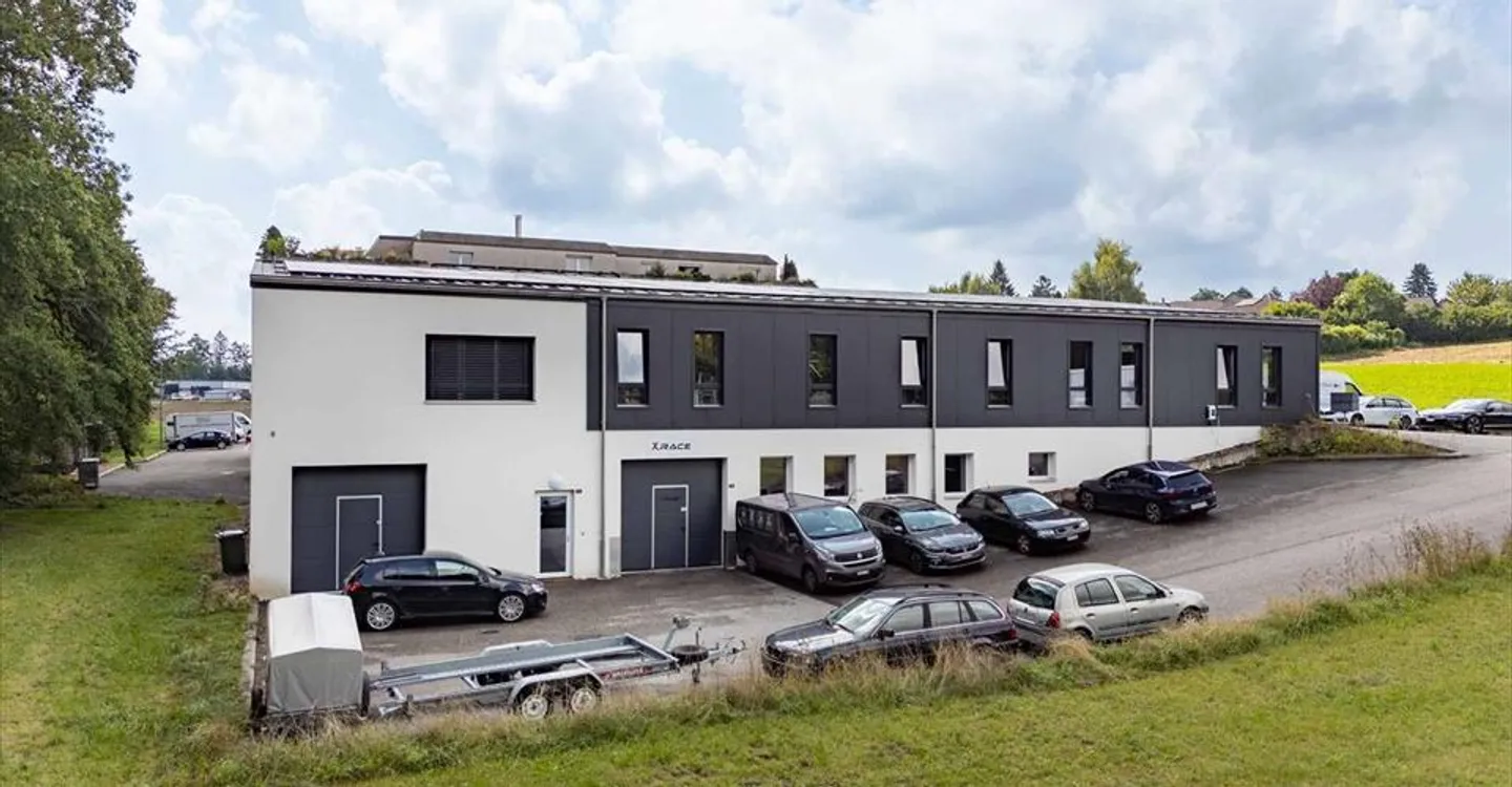 Mischgenutztes Gebäude mieten - Foto 7 von 8