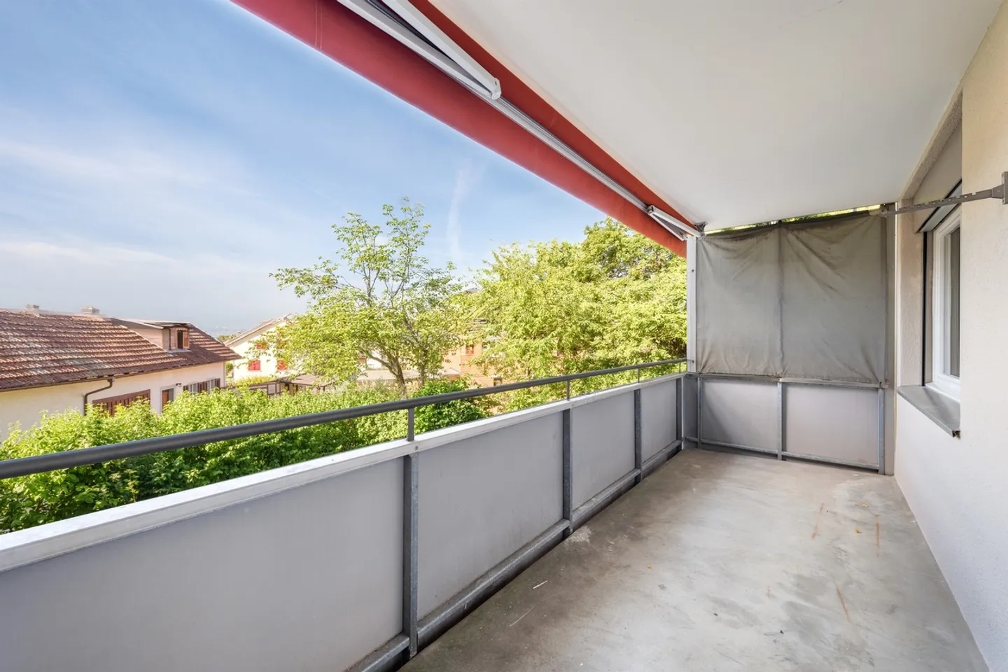 Family-friendly living in new splendor, freshly renovated! - Photo 11 of 11