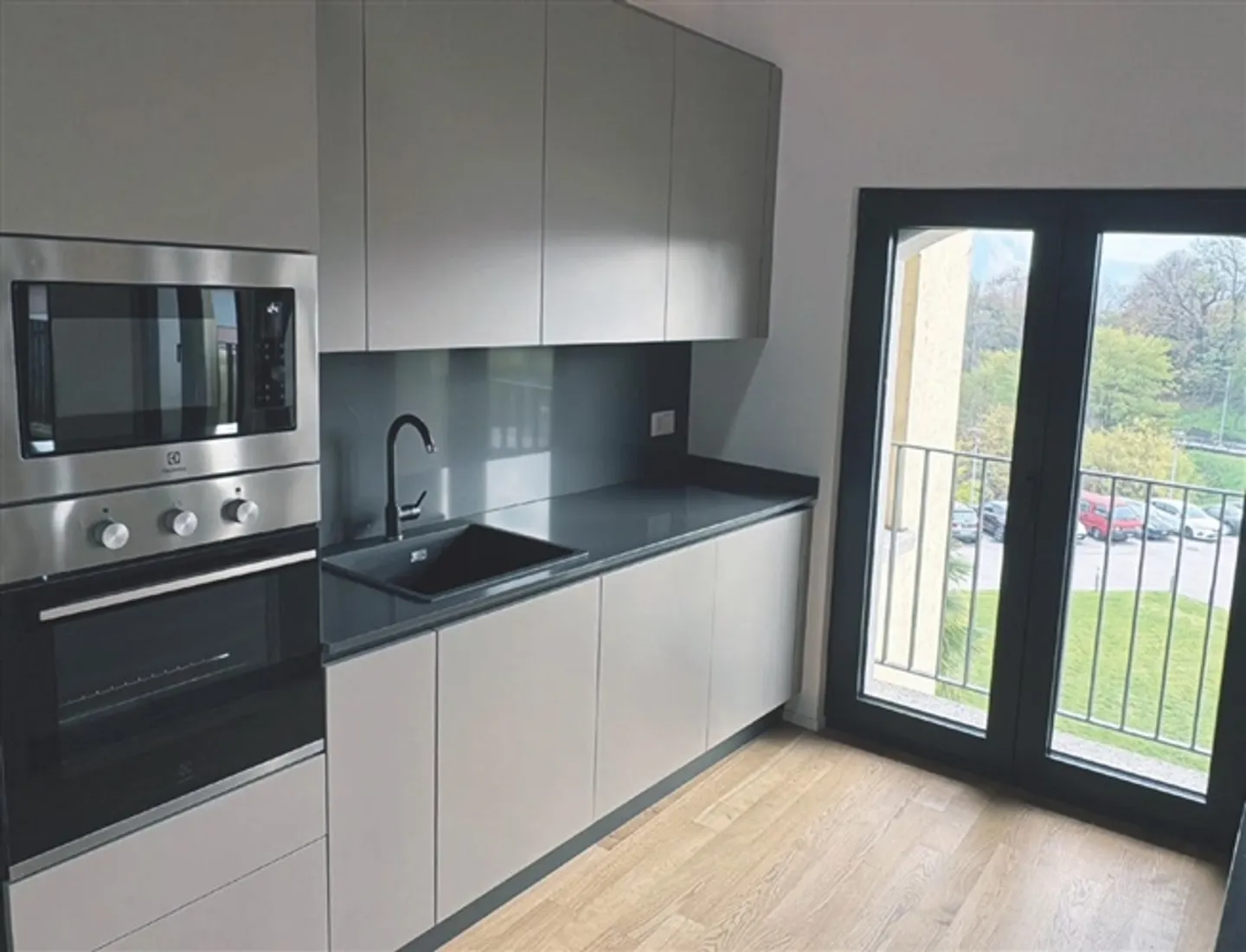 Schöne renovierte 2-s.Zimmer-Dachgeschosswohnung mit Mezzazin - Erstwohnsitz -Bellissimo Attico di 3.5 loc Ristrutturato con Mezzanino - Foto 5 von 19