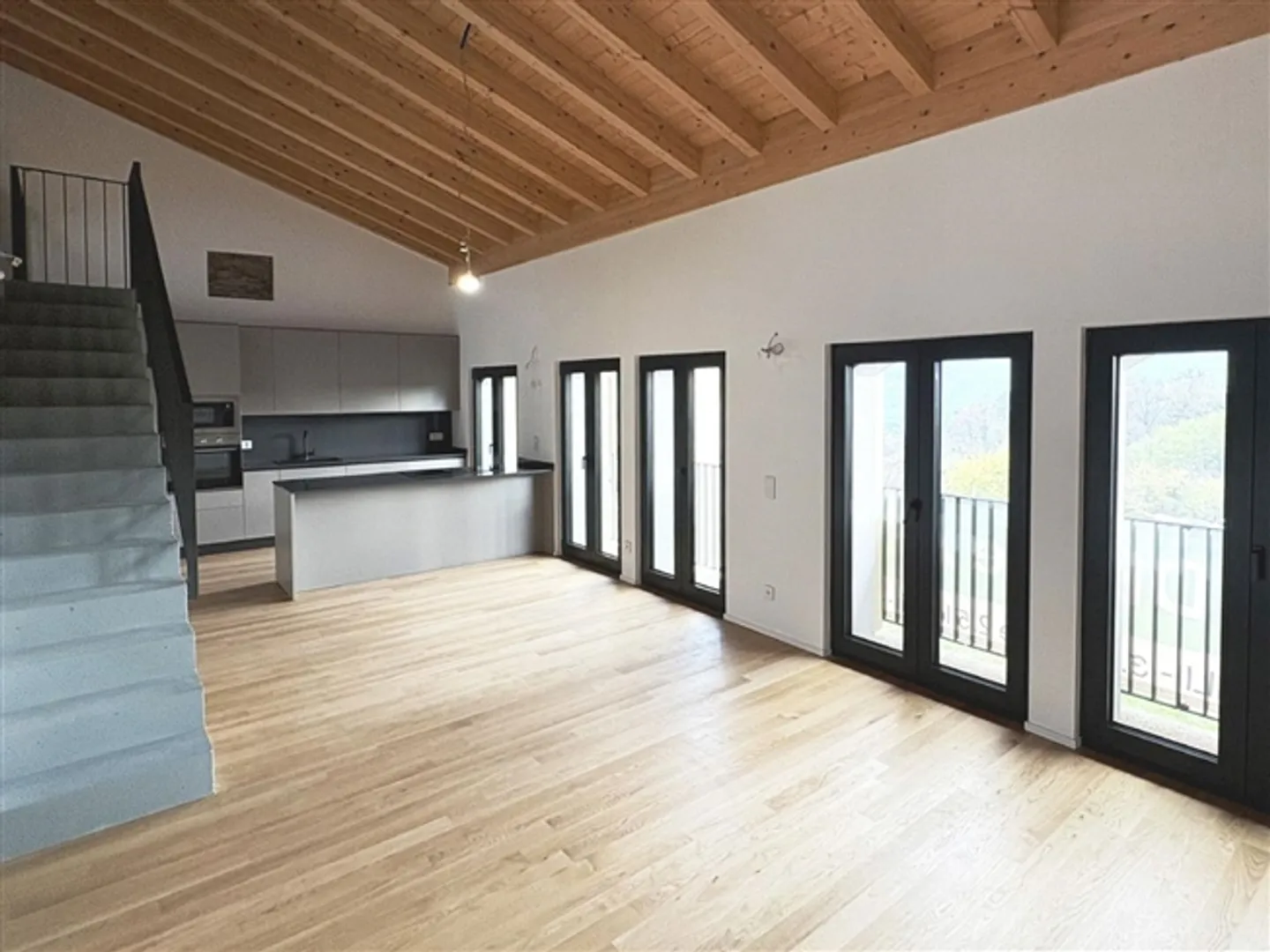 Schöne renovierte 2-s.Zimmer-Dachgeschosswohnung mit Mezzazin - Erstwohnsitz -Bellissimo Attico di 3.5 loc Ristrutturato con Mezzanino - Foto 9 von 19