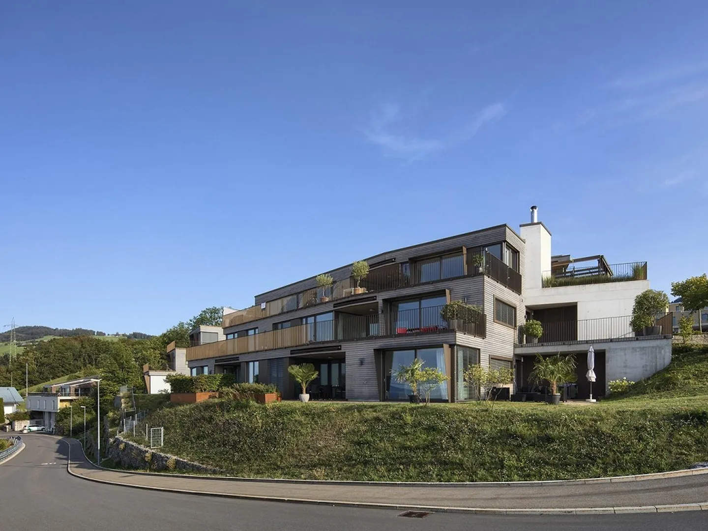 Furnished Garden Apartment with a View of Lake Zurich - Photo 7 of 7