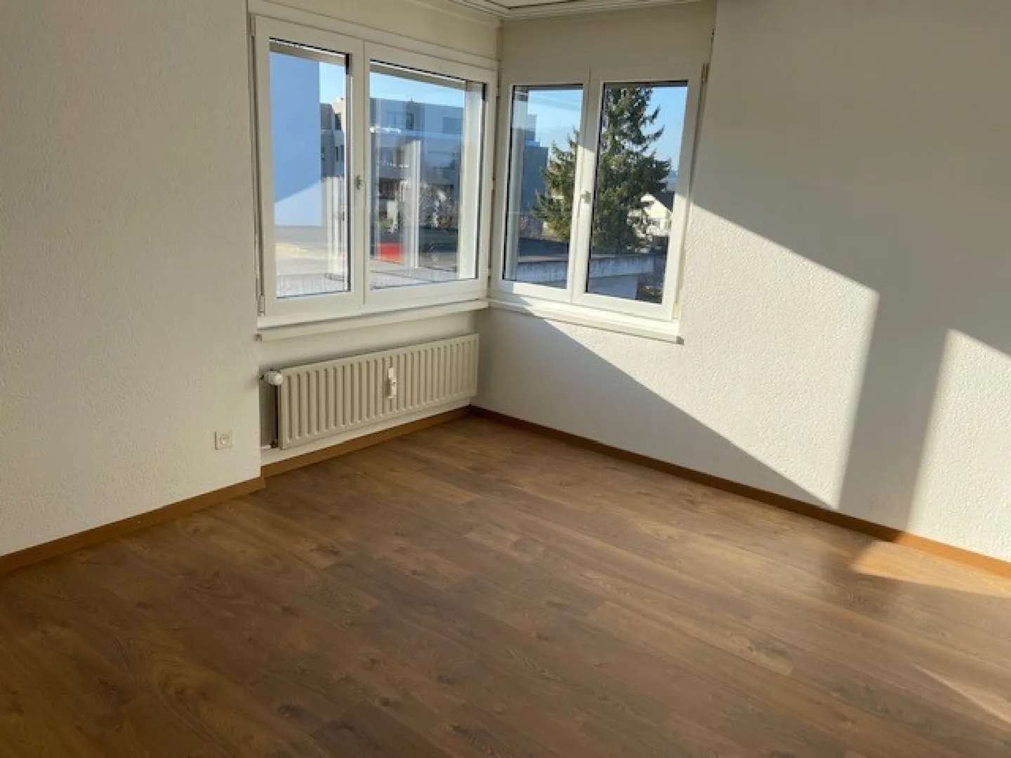 Appartement spacieux et abordable de 3.5 pièces - Photo 4 sur 11