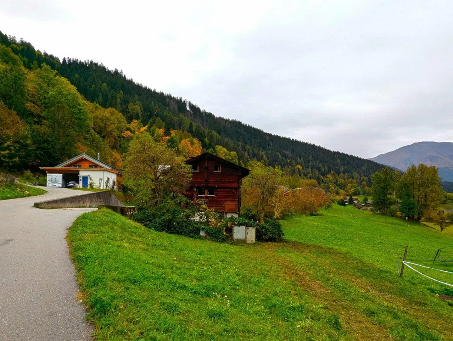 Cottage in an unobstructed location in the Aletsch Arena in Fieschertal - Photo 3 of 13