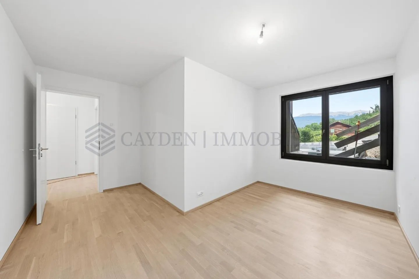 5-room apartment - Photo 7 of 9