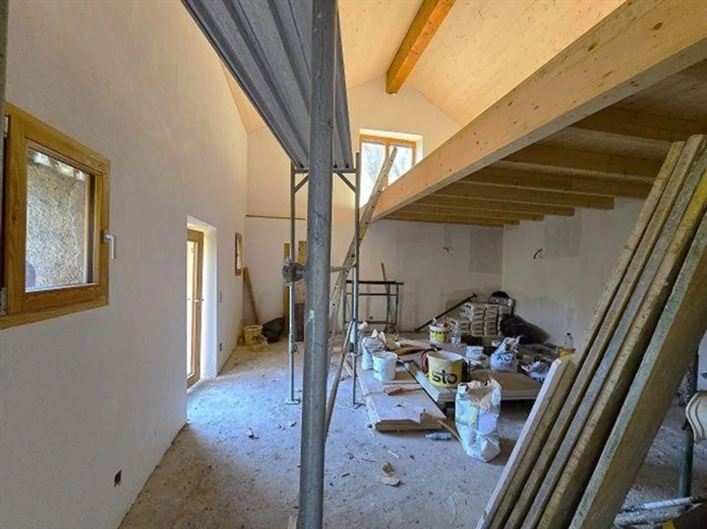 4-room rustic house to finish building with 5 ha of land - Photo 5 of 20