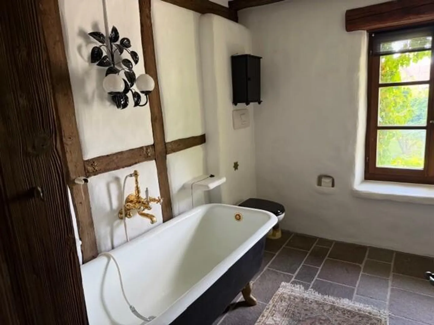 Apartment with many facets, living and working under one roof - Photo 7 of 11