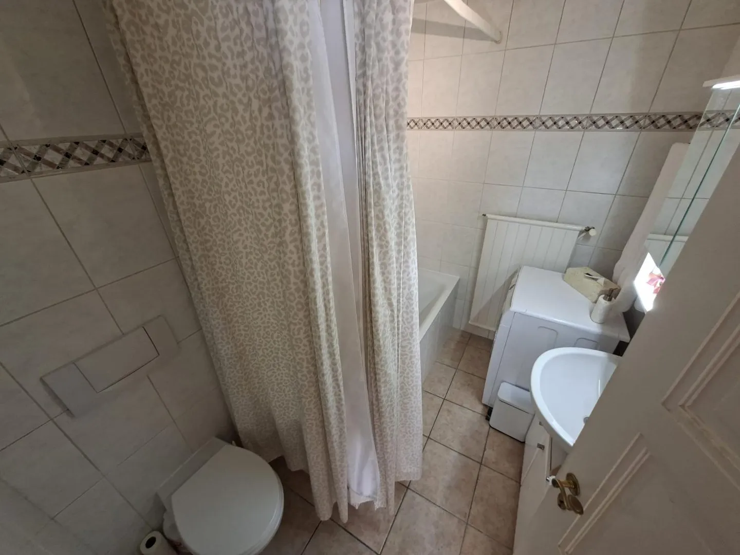 Charmant appartement 6 pièces - Photo 5 sur 8