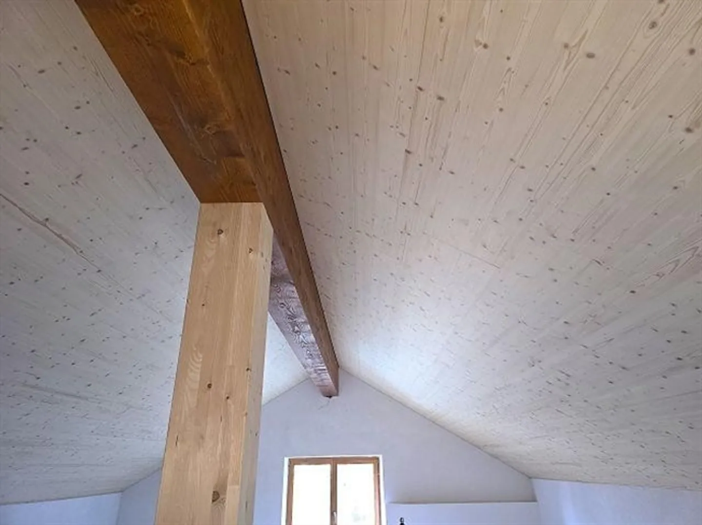 4-room rustic house to finish building with 5 ha of land - Photo 11 of 20