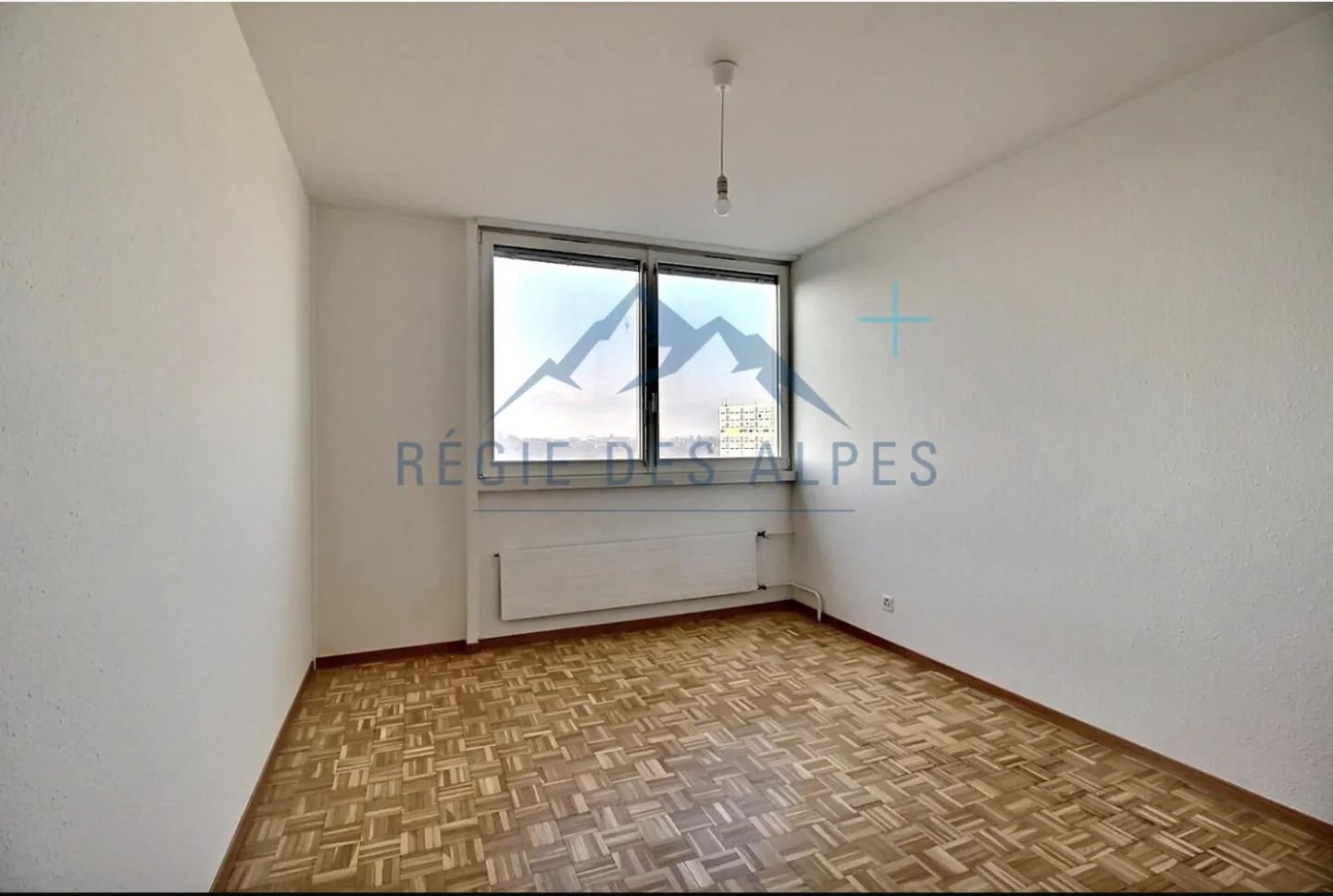 6 Appartements en Vente au Comptant - Photo 4 sur 12
