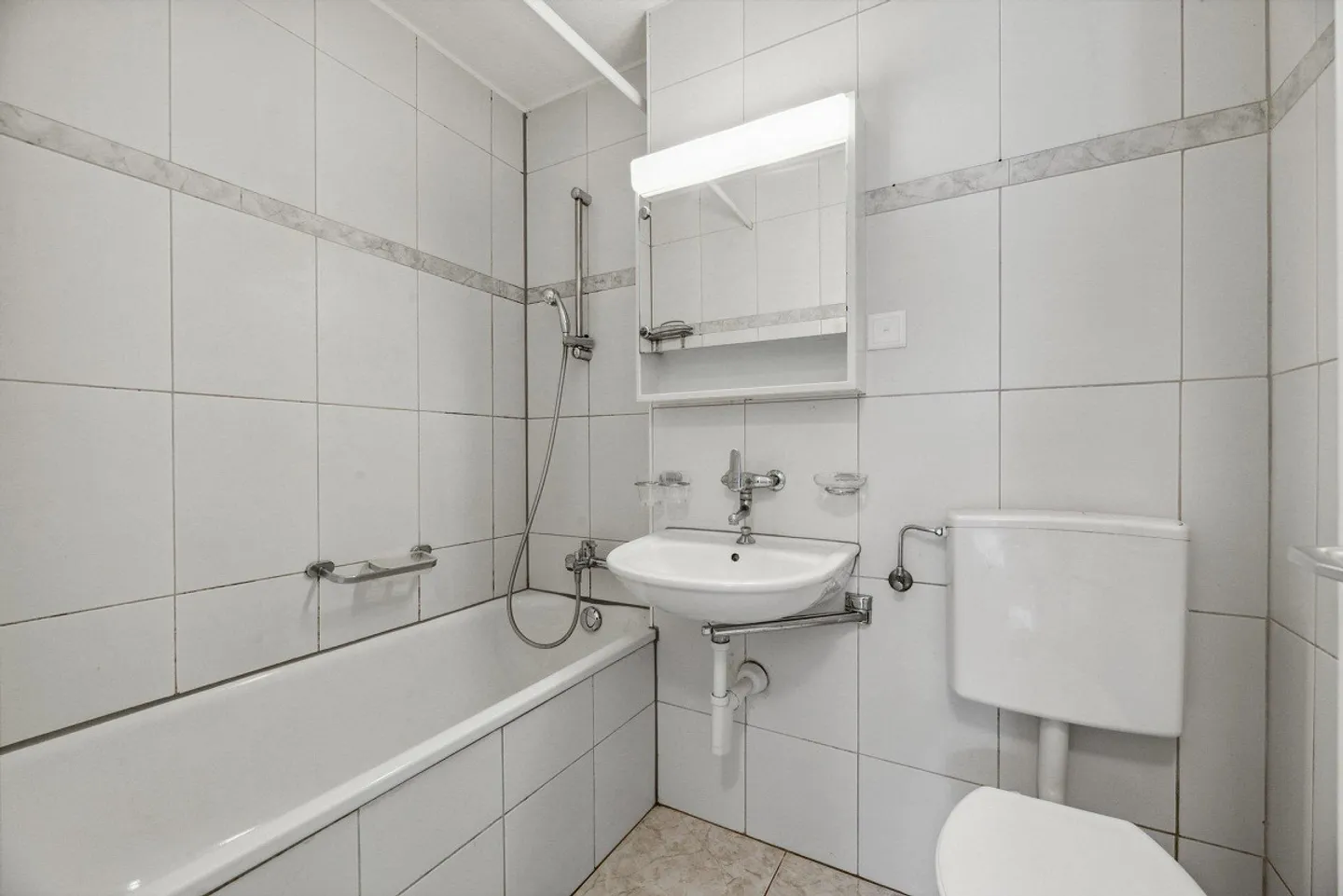 Tanto spazio per la famiglia – Ampio appartamento di 4,5 stanze ad Aarau! - Foto 4 di 9