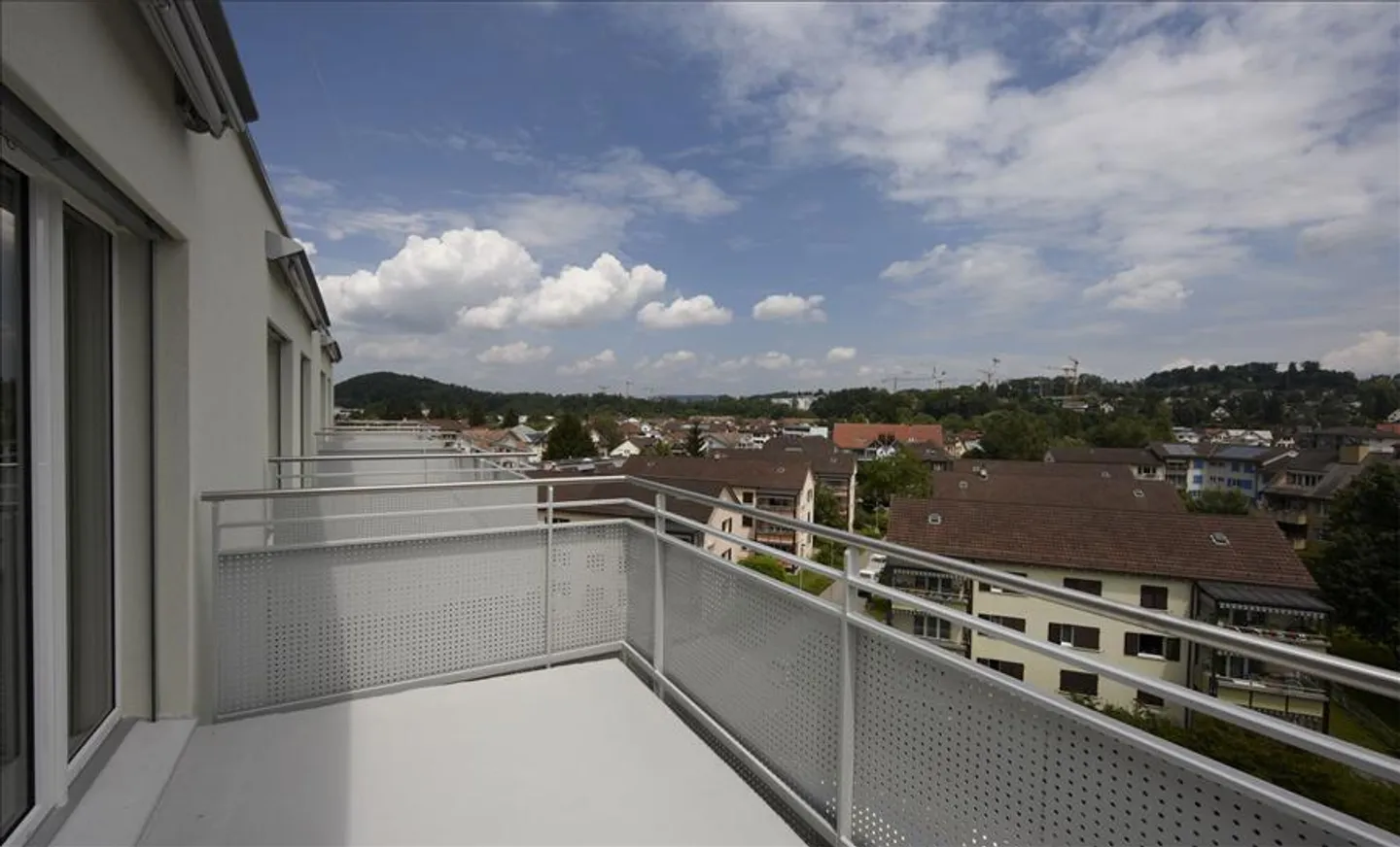 Appartement moderne dans un emplacement central à Adliswil - Photo 7 sur 7