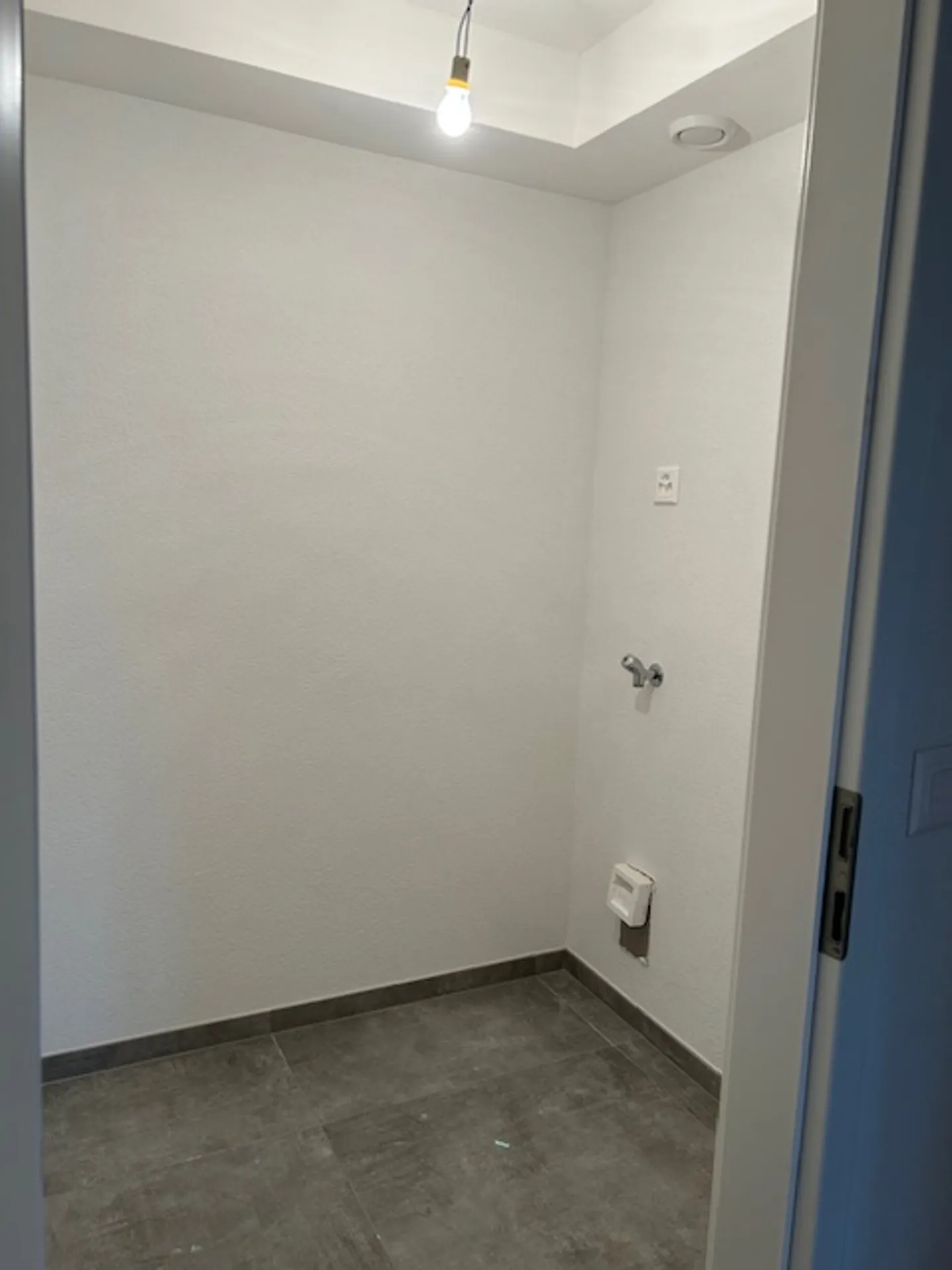 Charmanter 4,5-Zimmer-Duplexwohnung, komplett renoviert in altem Stall in Burtigny - Foto 12 von 12