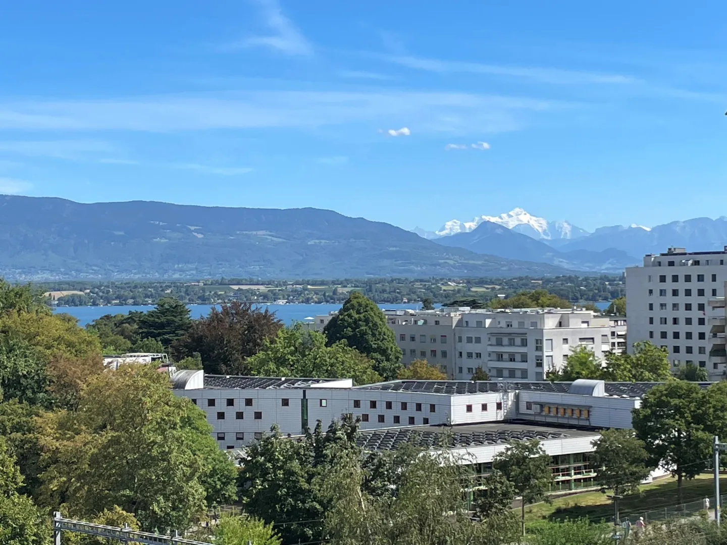 Appartamento con vista lago e Mont-Blanc - Foto 1 di 3