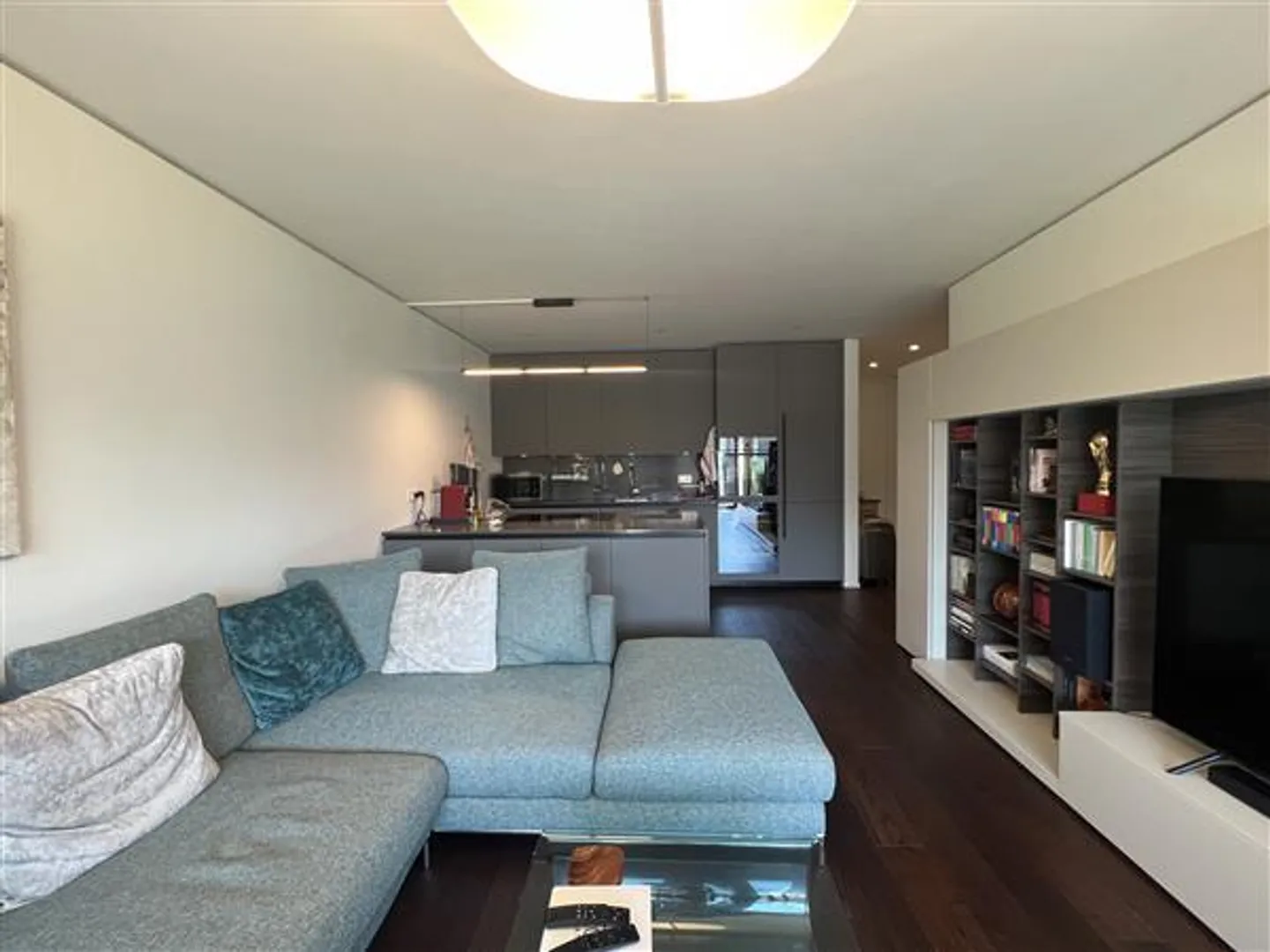 Sorengo: Eingerichtete 2.5-Zimmer-Wohnung - Foto 2 von 7