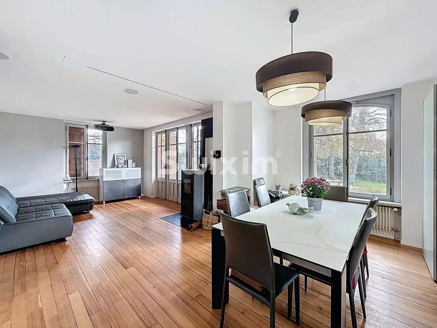 Magnificent property in Bellevue - Foto 2 von 13