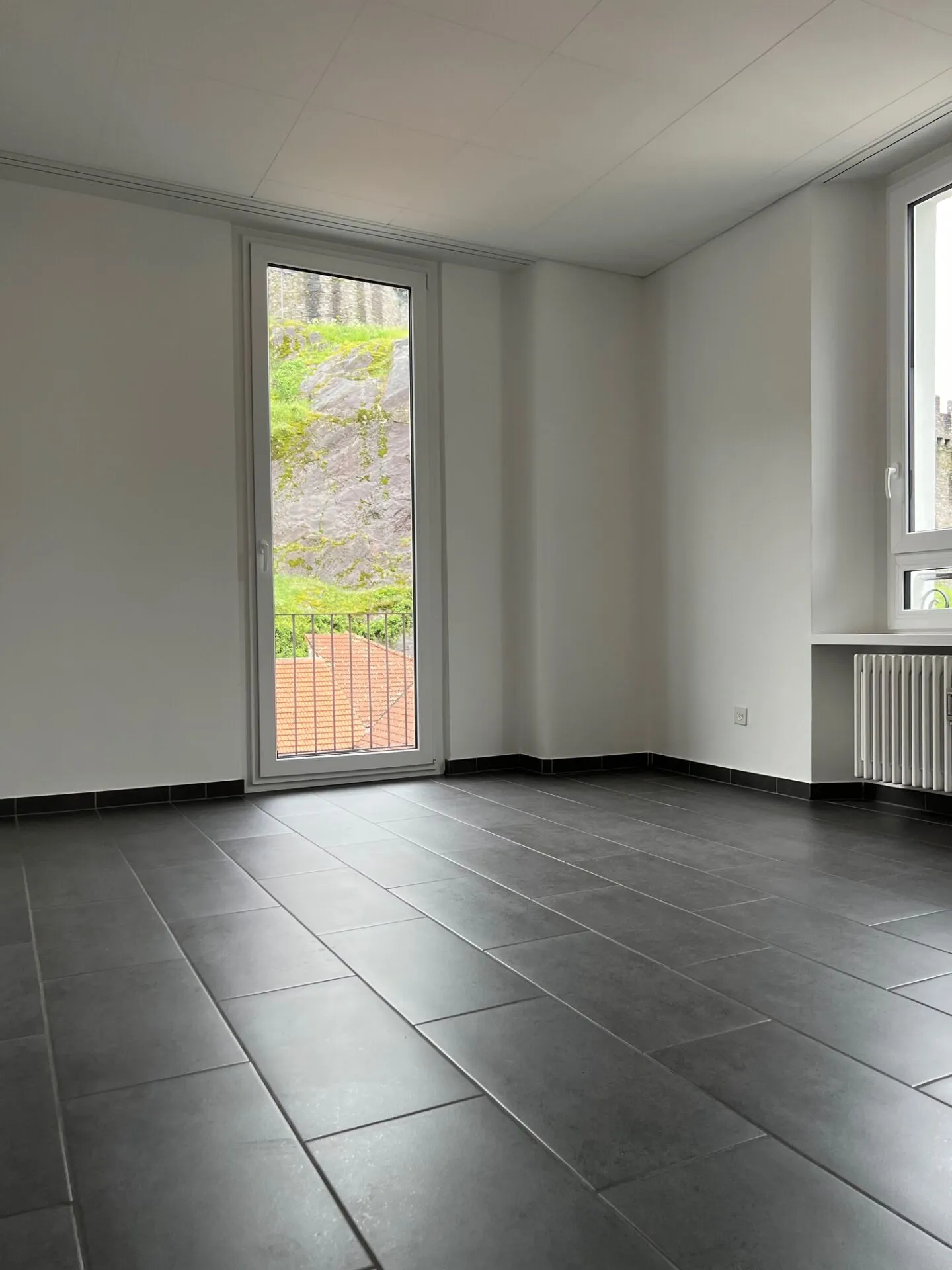 GRAND APPARTEMENT DE 4.5 PIÈCES - Photo 5 sur 6