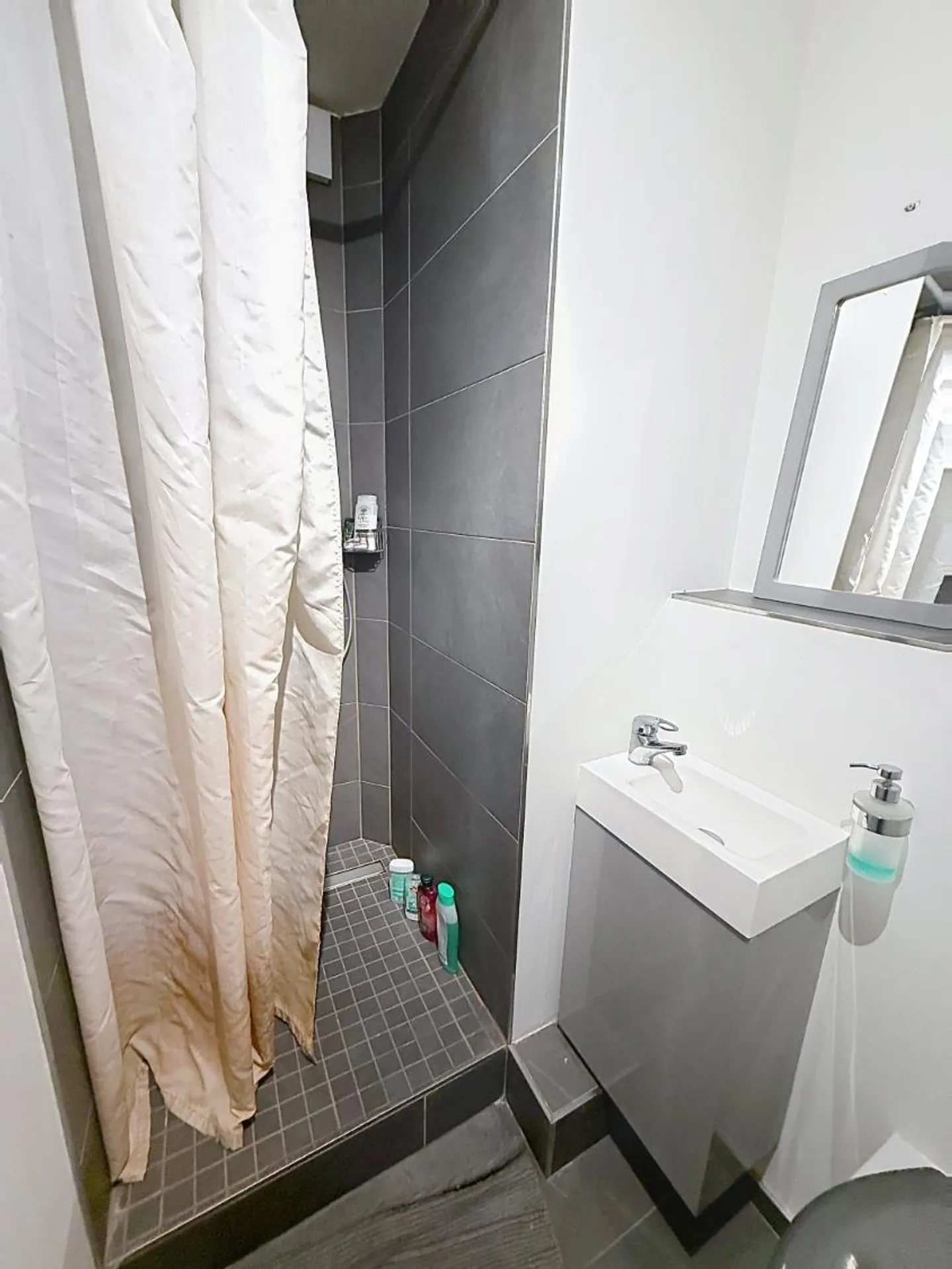 4-room apartment - Photo 7 of 8