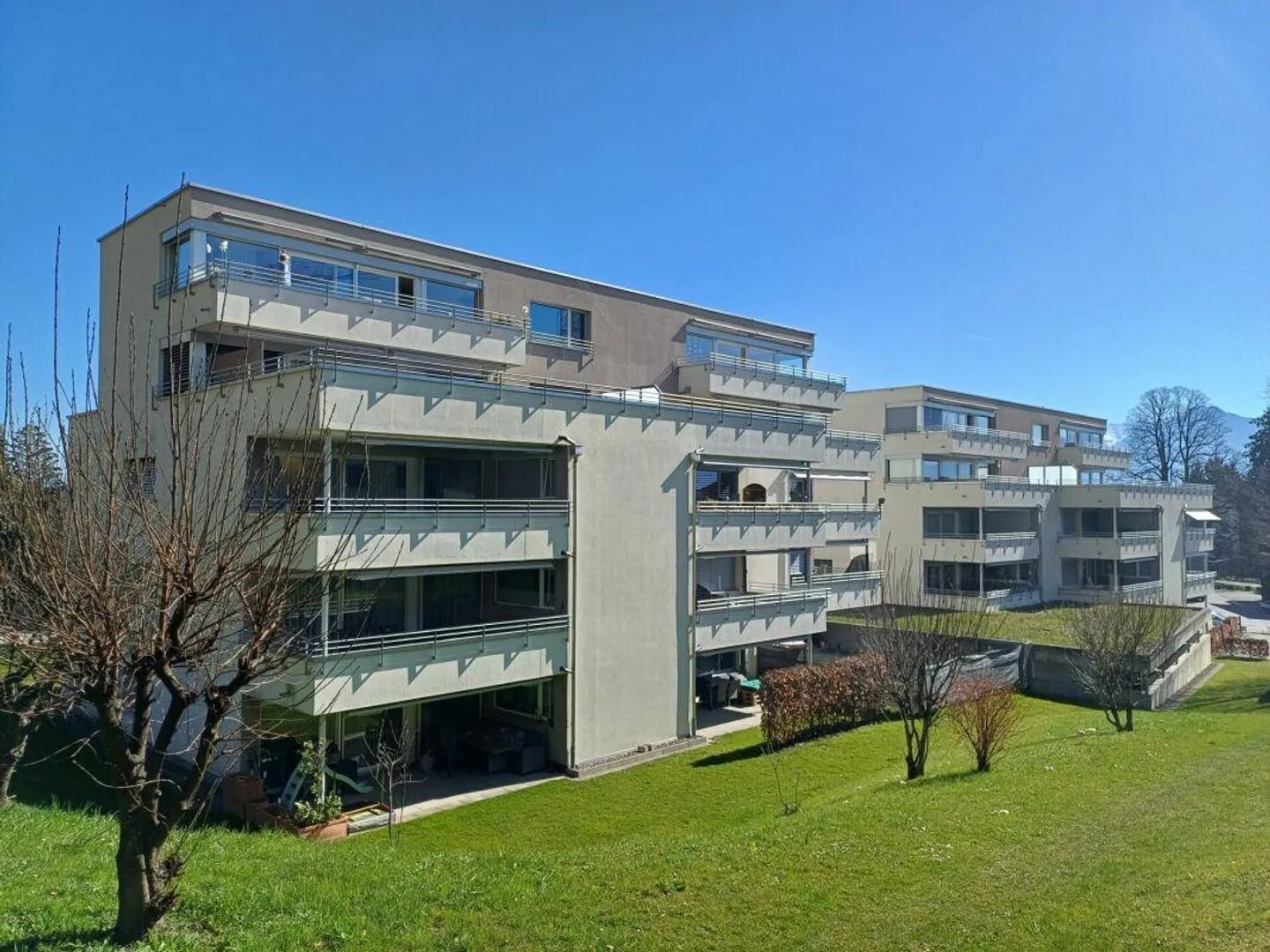 Sonnige 2.5 Zimmer-Attika-Wohnung mit Terrasse - Foto 1 von 5