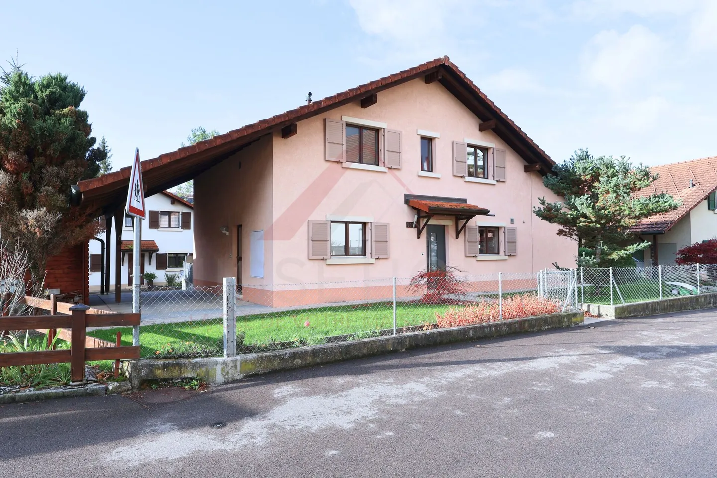 Vicques - maison individuelle 6 pièces de 151 m² avec bain nordique, jardin paysager, terrasses ensoleillées et à 5 minutes de Delémont - Photo 19 sur 19