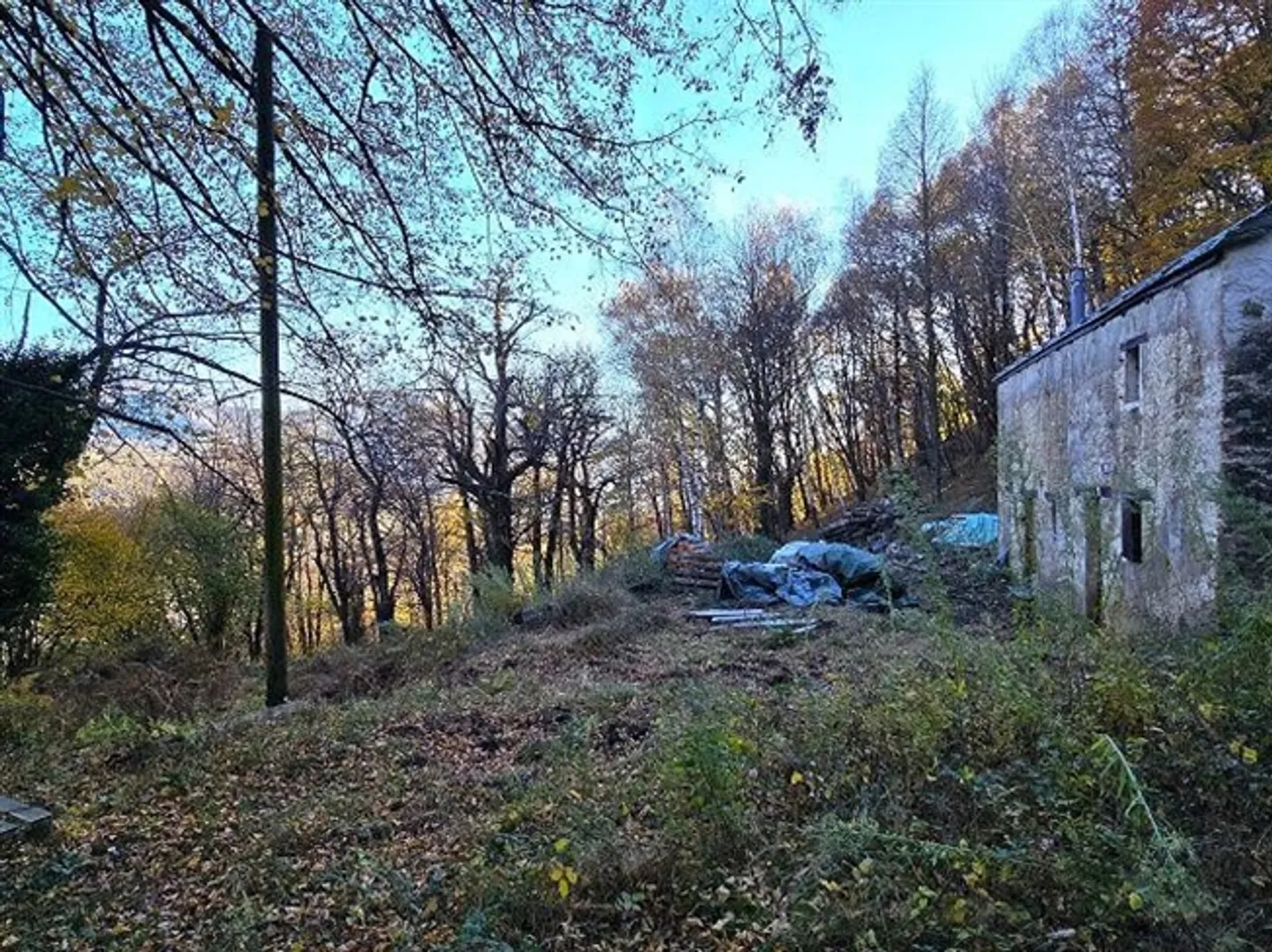 4-room rustic house to finish building with 5 ha of land - Photo 17 of 20