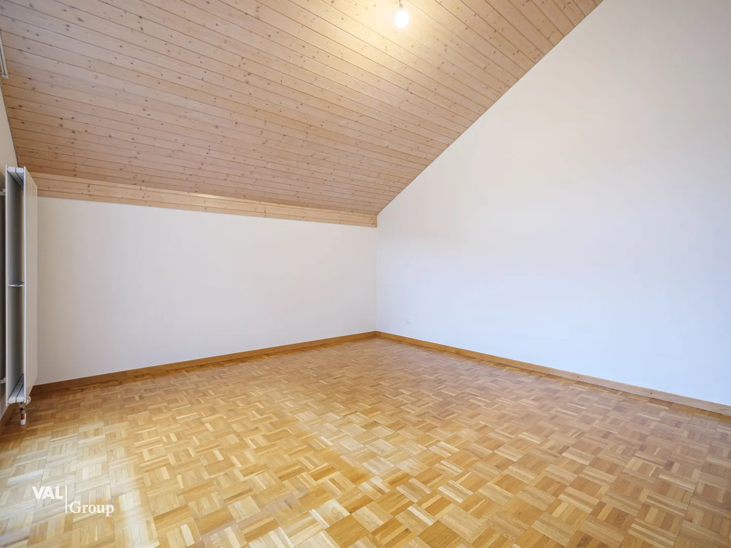 Apartment for rent - Photo 9 of 13