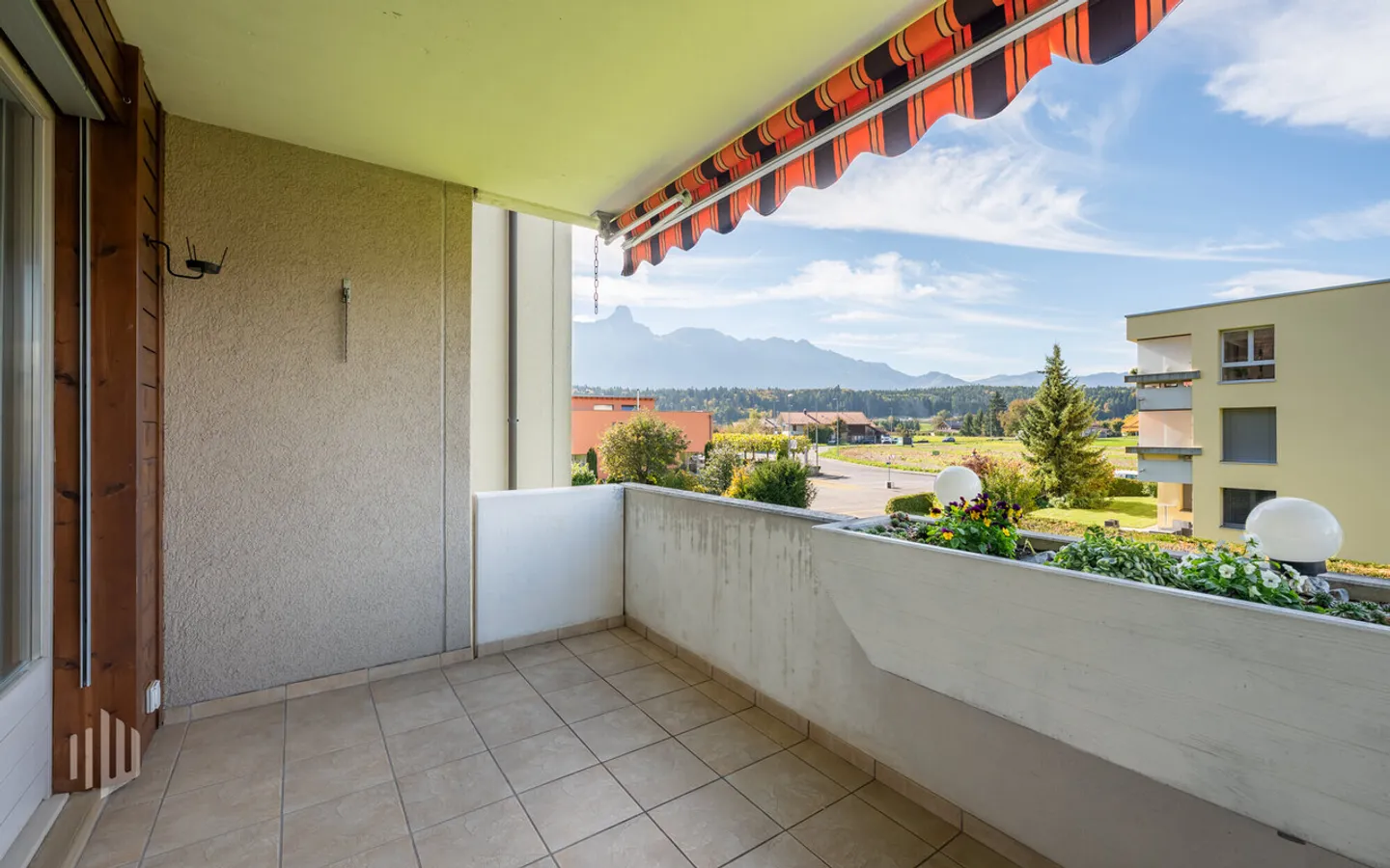 ImmoWyss - Attractive and spacious 3.5-room apartment with EHP - Photo 2 of 8