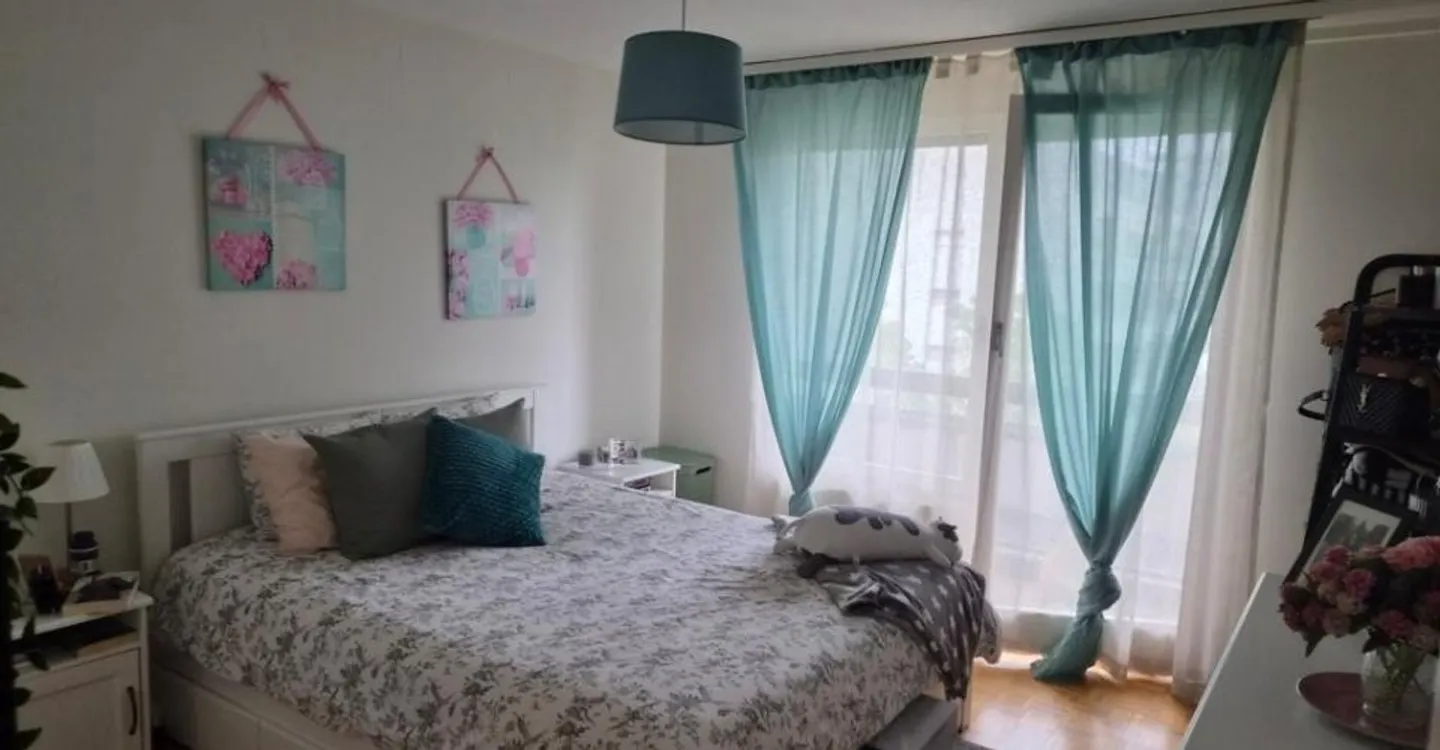 Bright apartment - Photo 3 of 4
