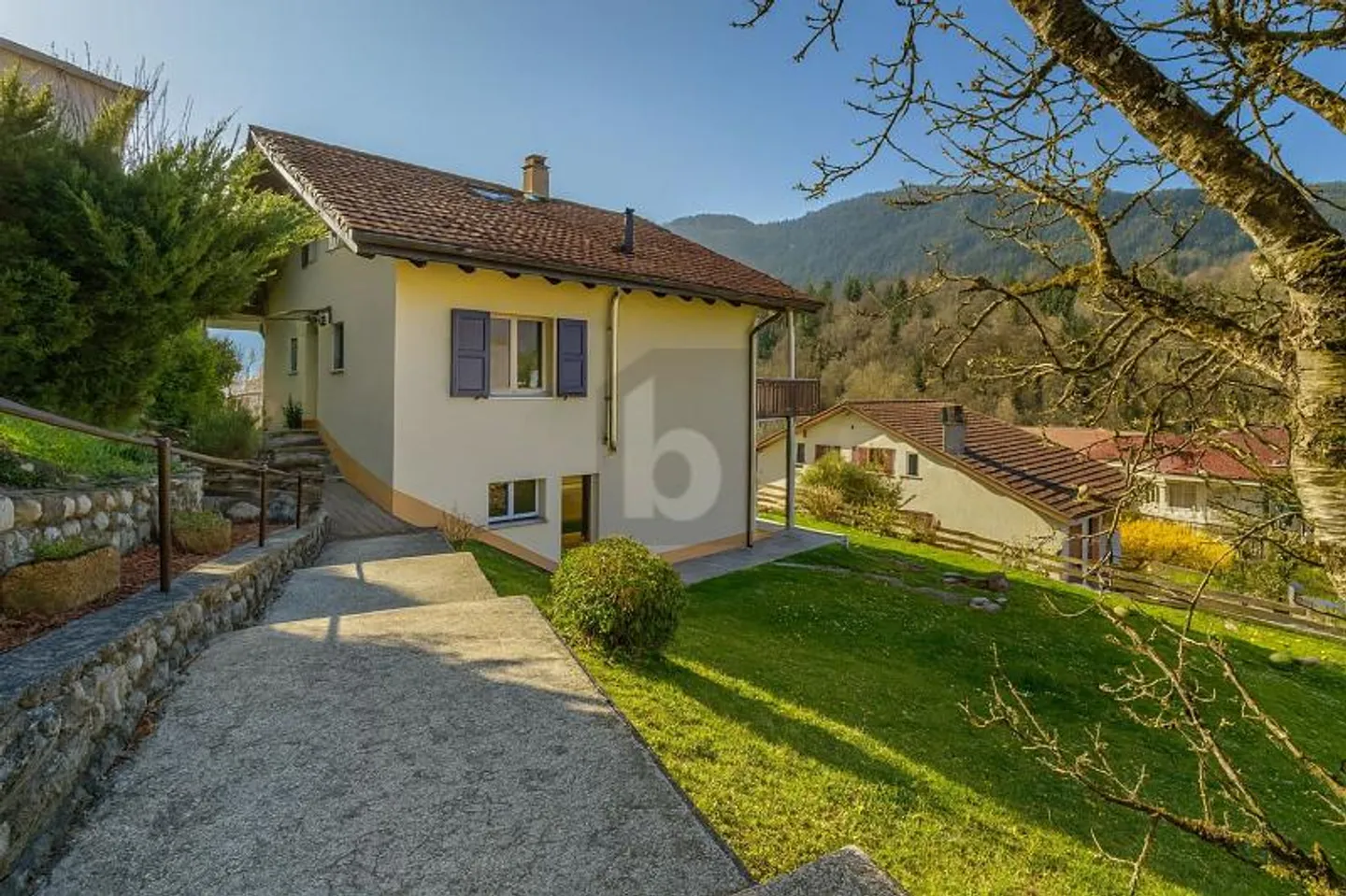 Charmantes Haus in ruhiger Lage - Foto 5 von 6