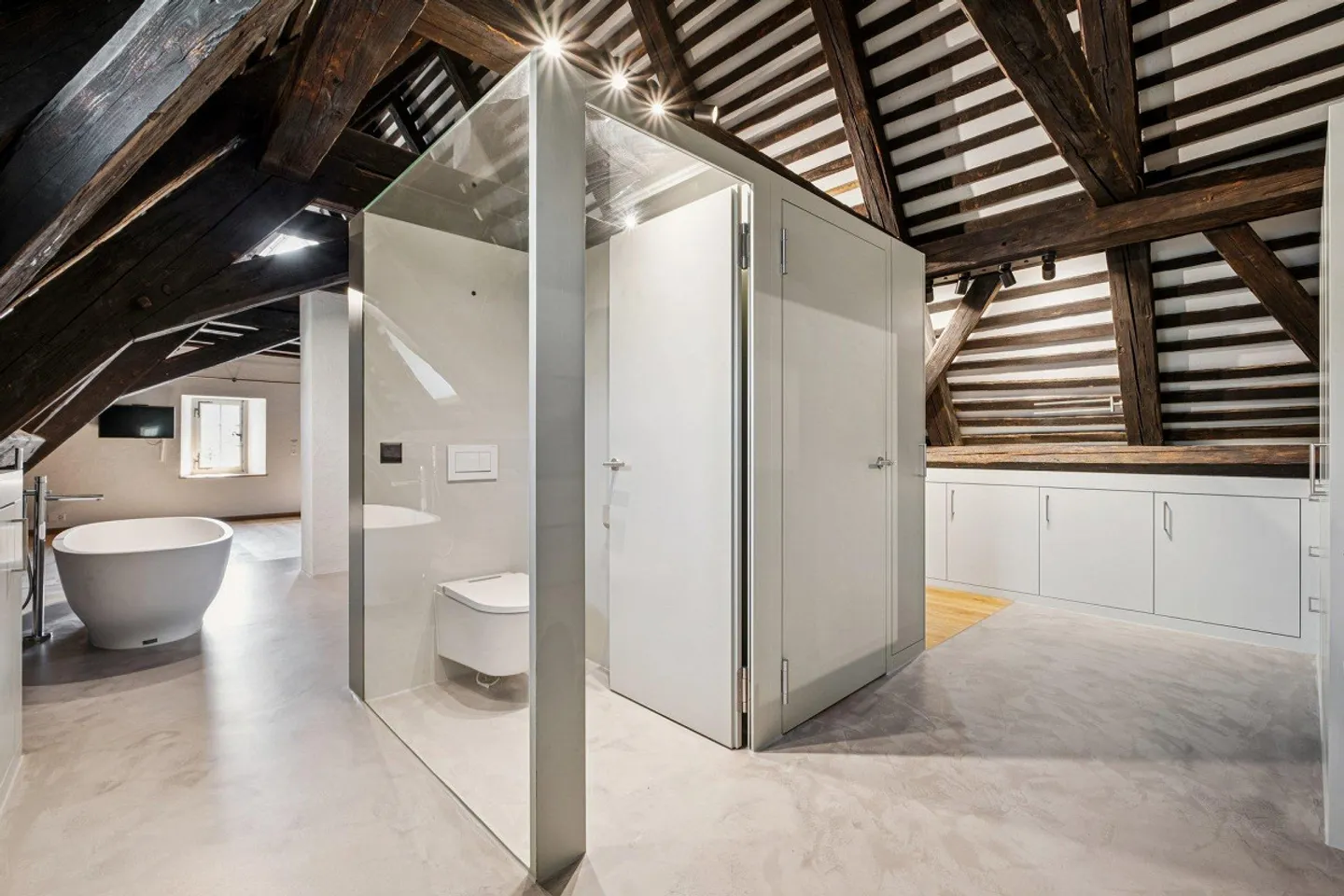 Résidence historique avec une perfection moderne - Photo 3 sur 4