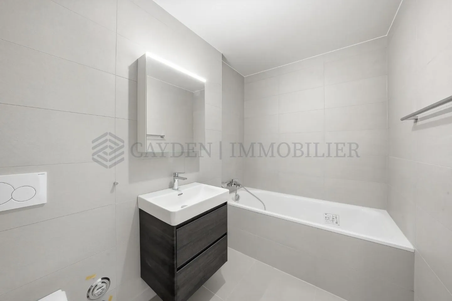 5-room apartment - Photo 11 of 11