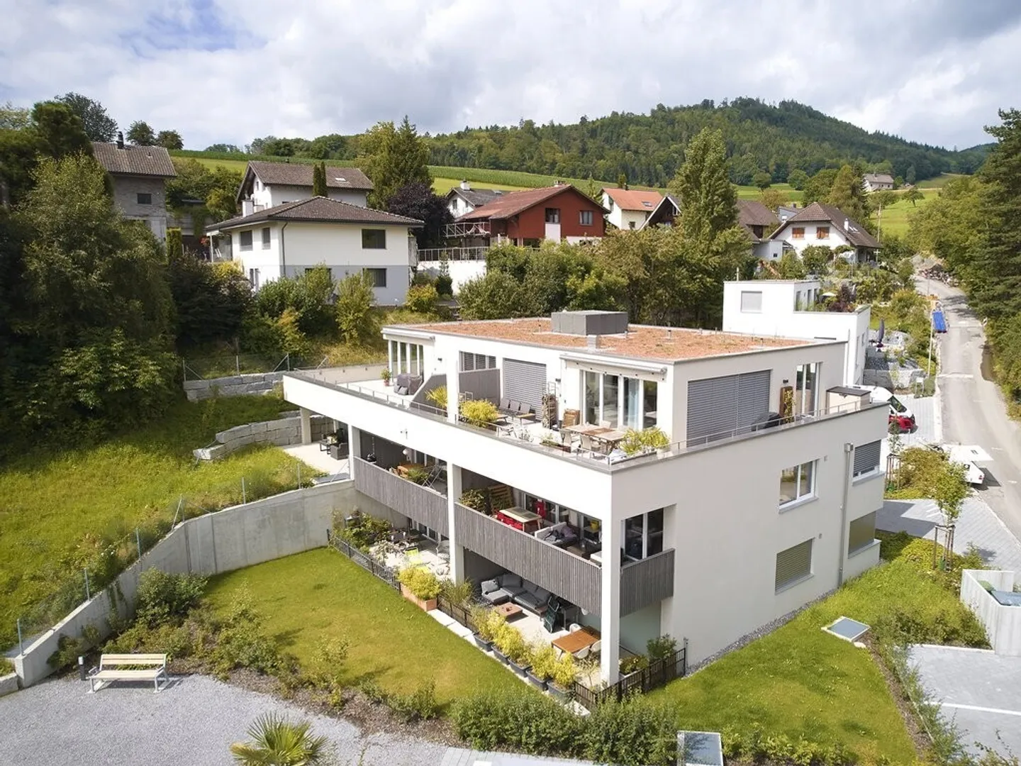 Appartement parfait dans un quartier résidentiel calme - Photo 1 sur 4