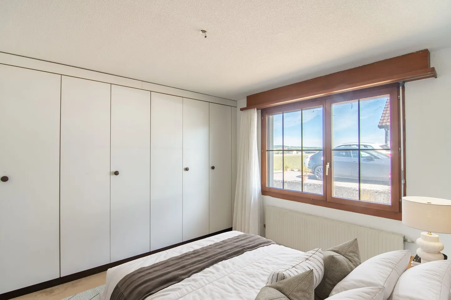 Maison bifamiliale indépendante avec espace polyvalent et atelier - Photo 6 sur 15