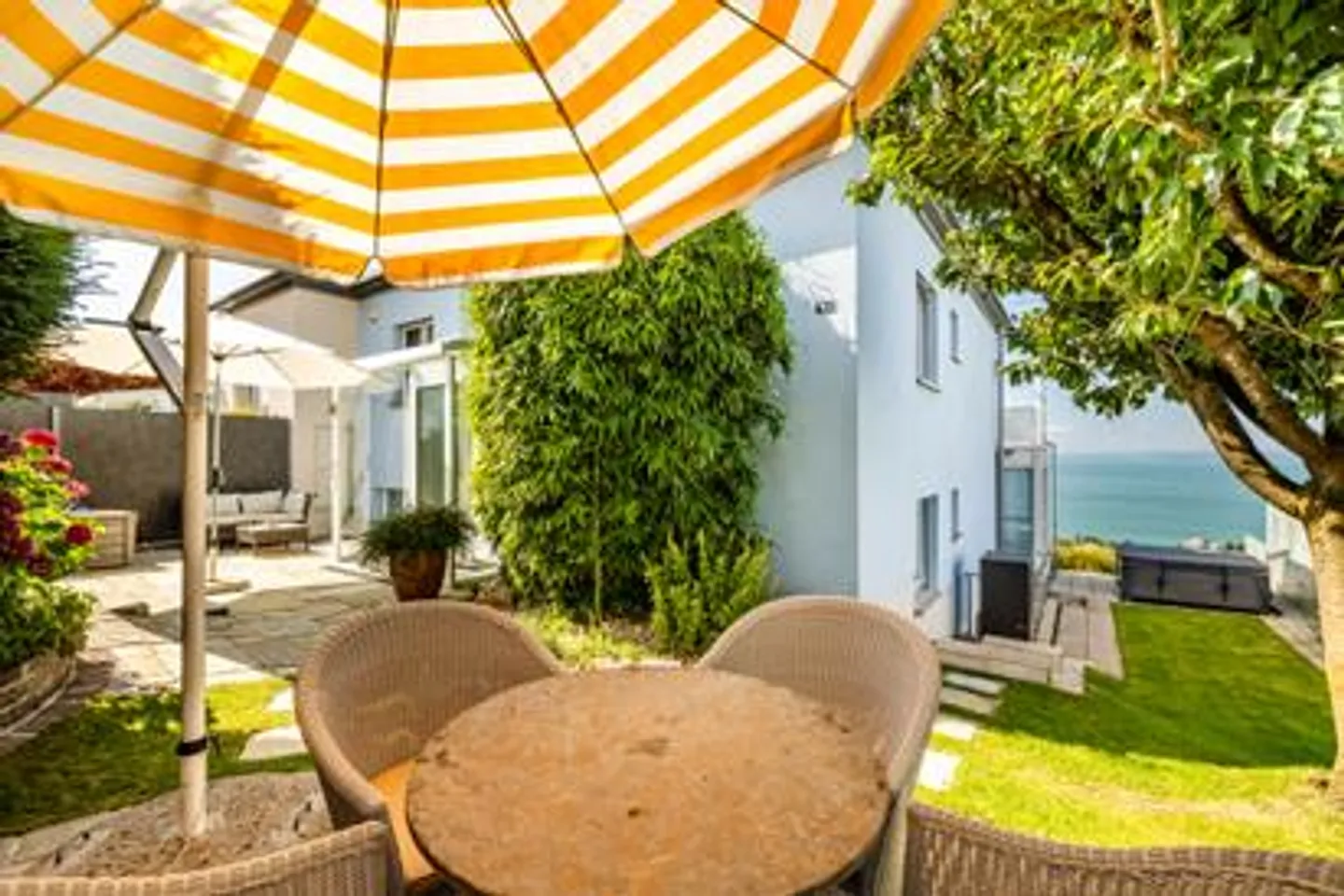 Einzigartige Doppelhaushälfte - Foto 7 von 23