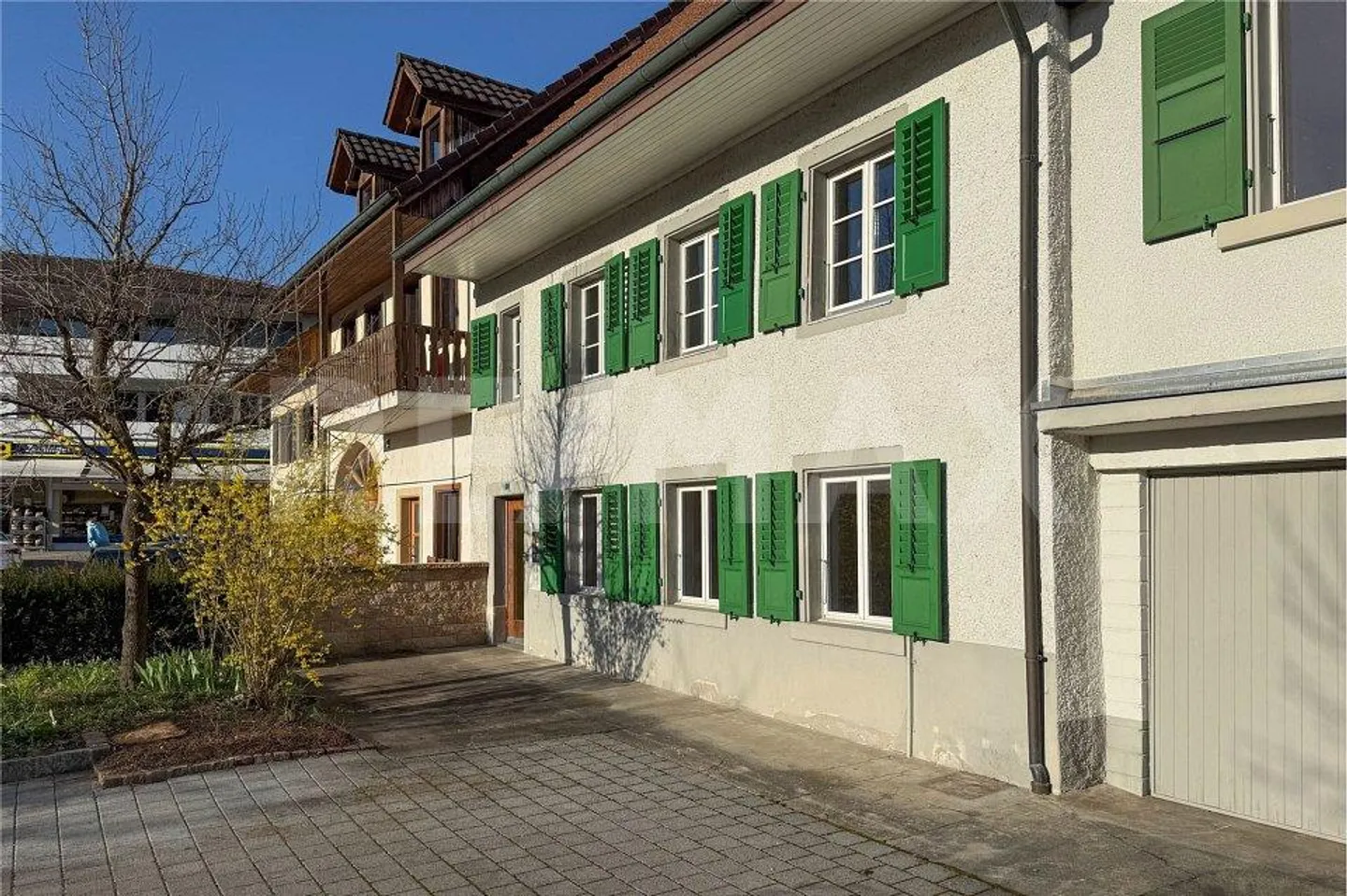 Your project in the village center of Zeiningen: Corner house with great potential - Photo 12 of 12