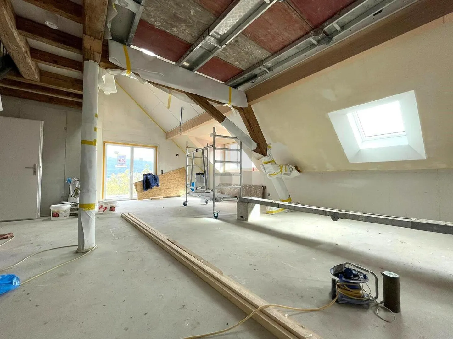 ERSTBEZUG MIT TRAUMHAUFTER WEITSICHT! - Foto 3 von 6