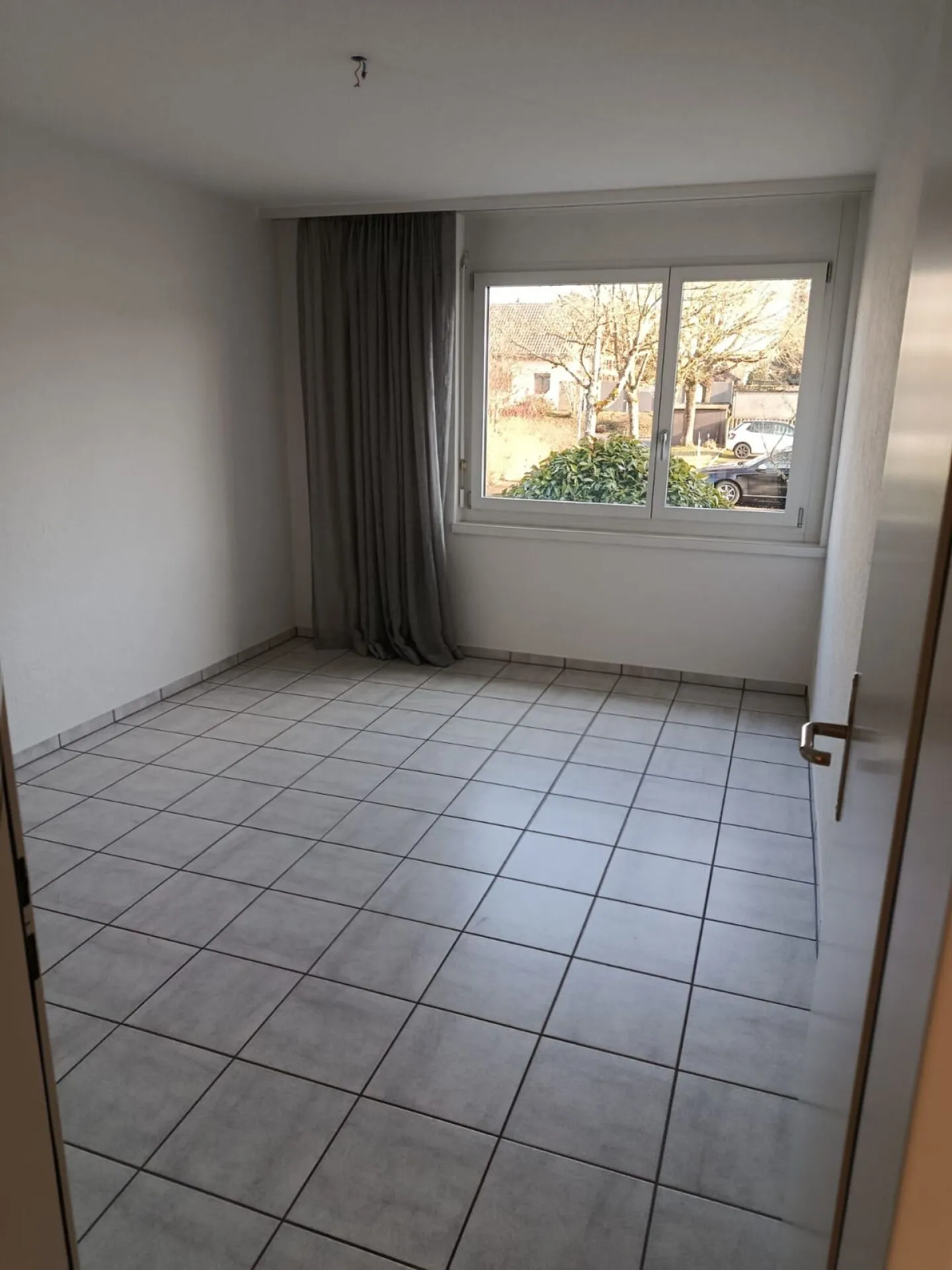 4.5-room apartment with spacious terrace - Photo 8 of 10