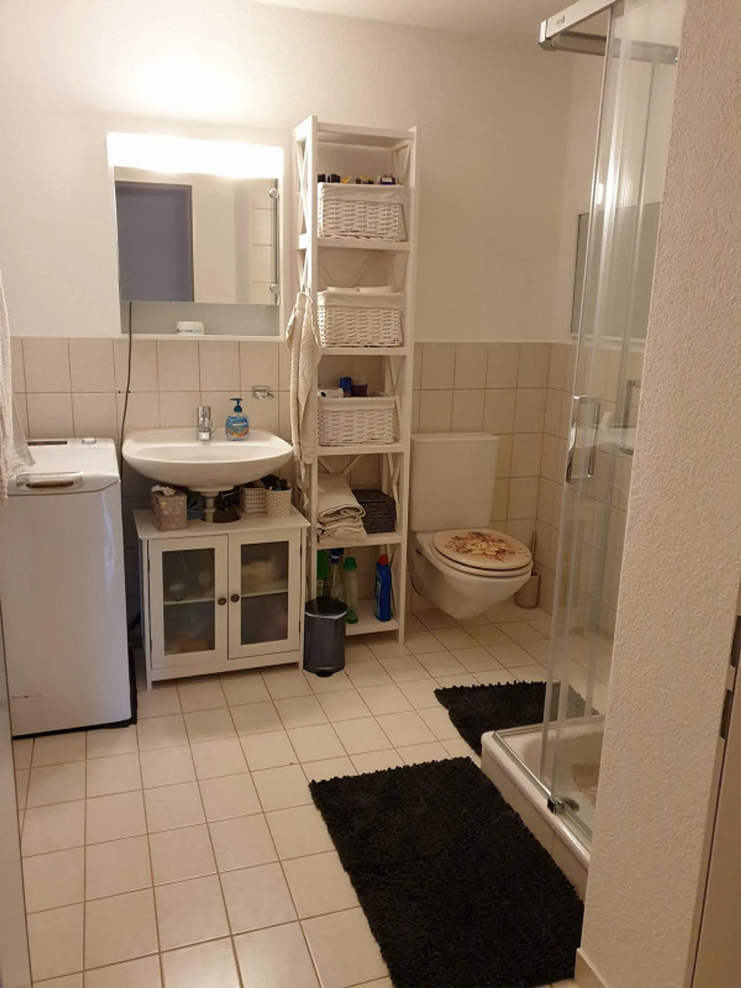 Centrally located spacious 2.5-room attic apartment - Photo 8 of 8