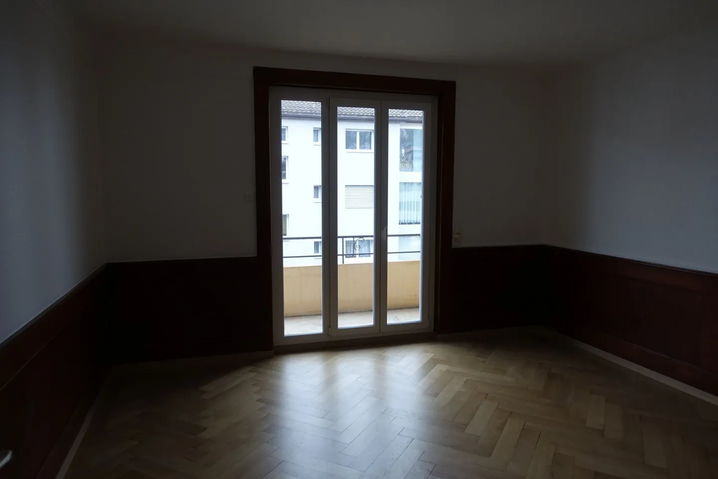 2 PIECES WITH BALCONY, PESEUX - Photo 2 of 7