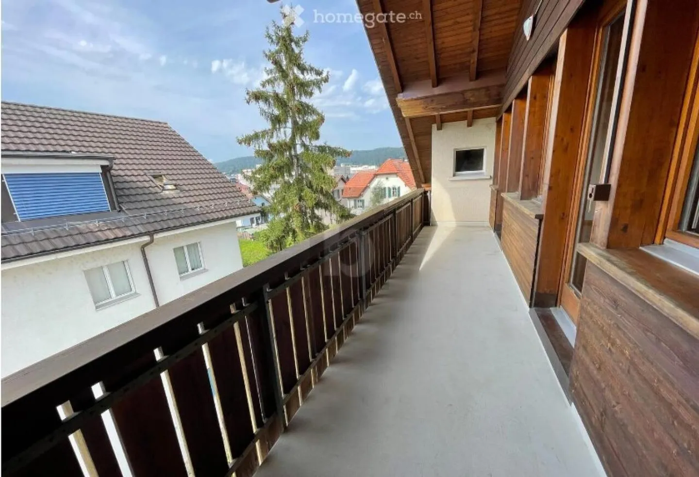 PIANO MOLTO SPAZIOSO CON DUE BALCONI - Foto 1 di 5