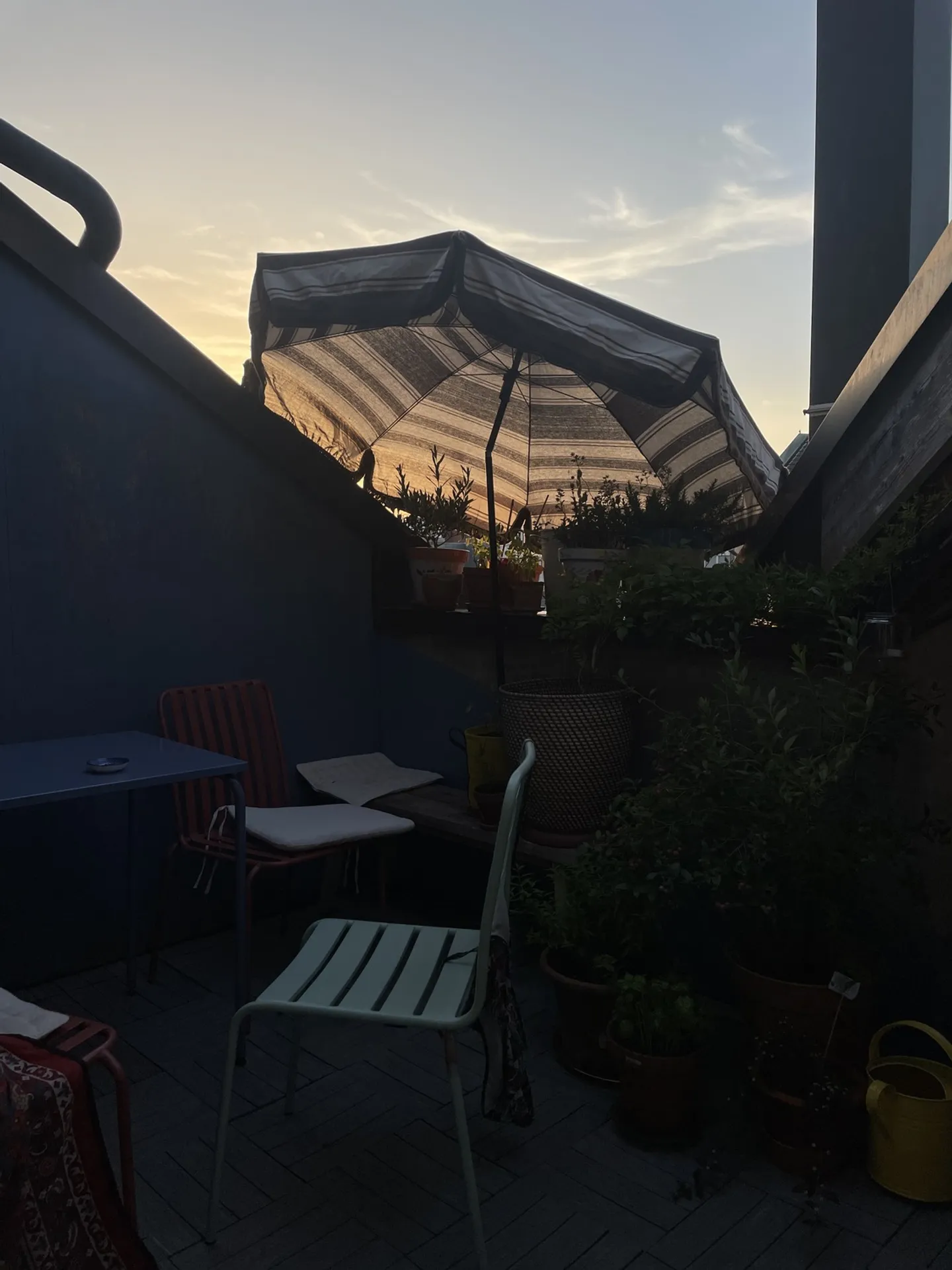 APPARTEMENT SOUS LES TOITS 3½ PIÈCES À BERN - BREITENRAIN, MEUBLÉ, TEMPORAIRE - Photo 8 sur 8