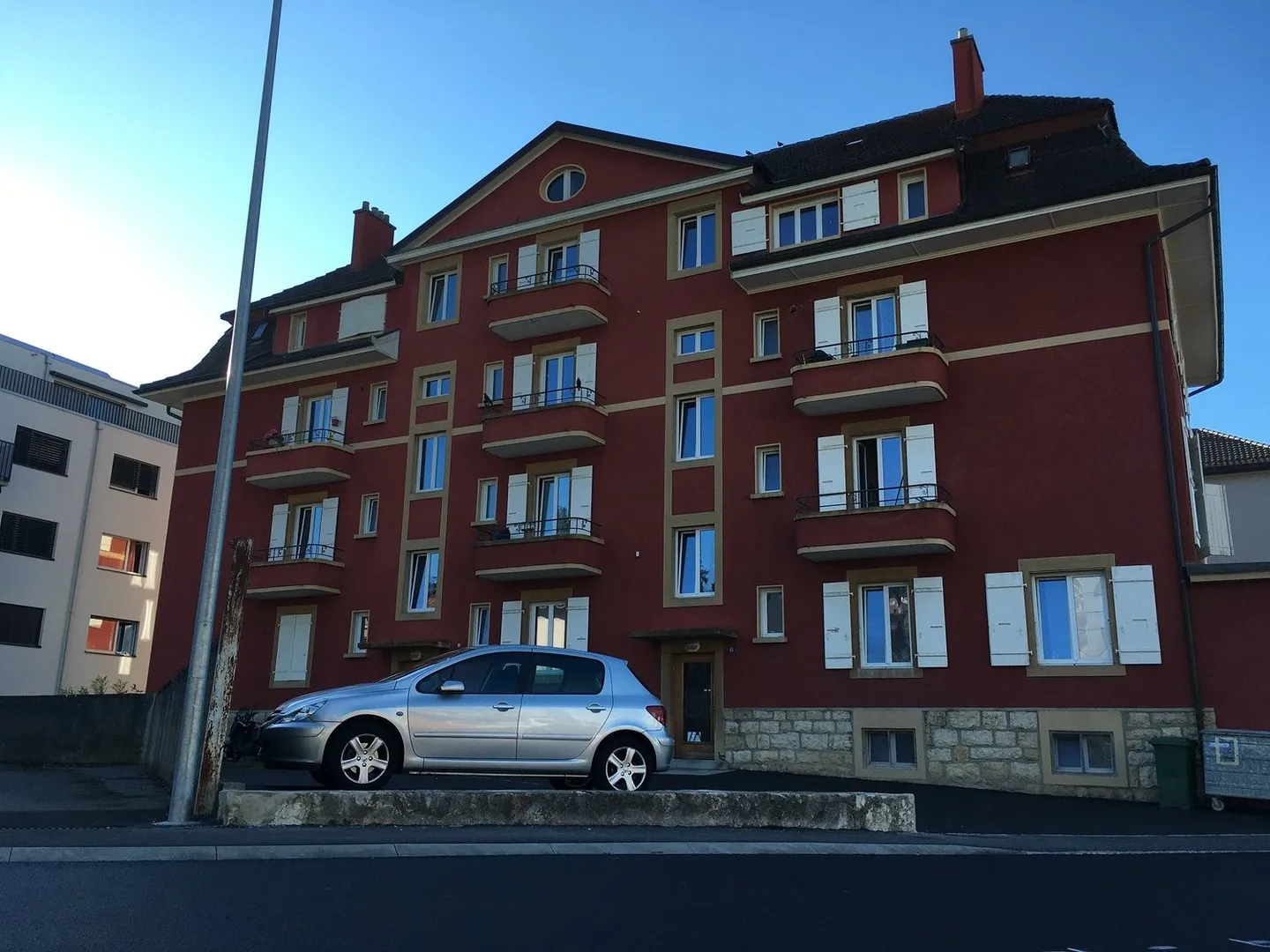 2 PIECES WITH BALCONY, PESEUX - Photo 6 of 7