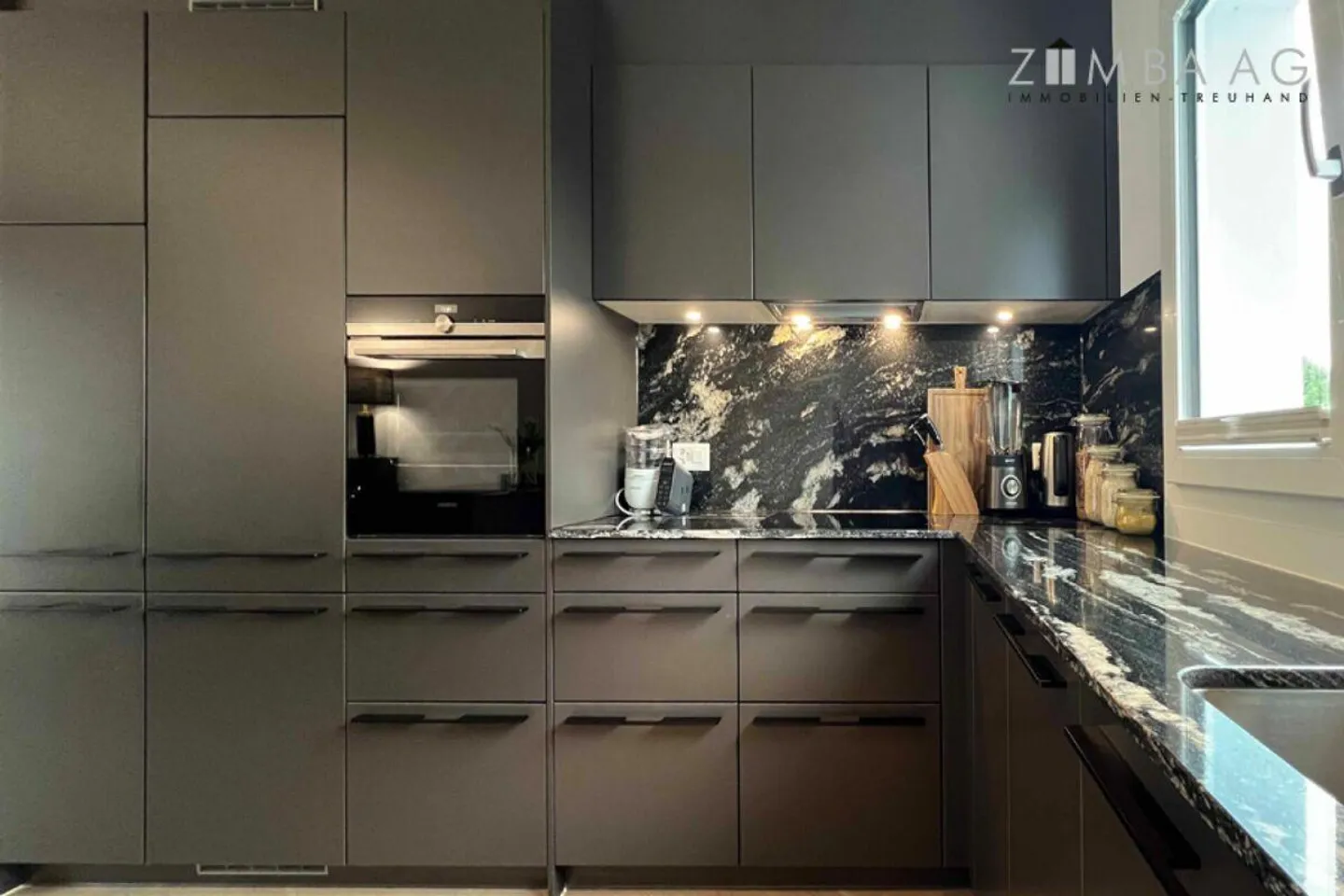 Zwar Stockwerkeigentum, aber wie im eigenen Haus - Foto 7 von 12