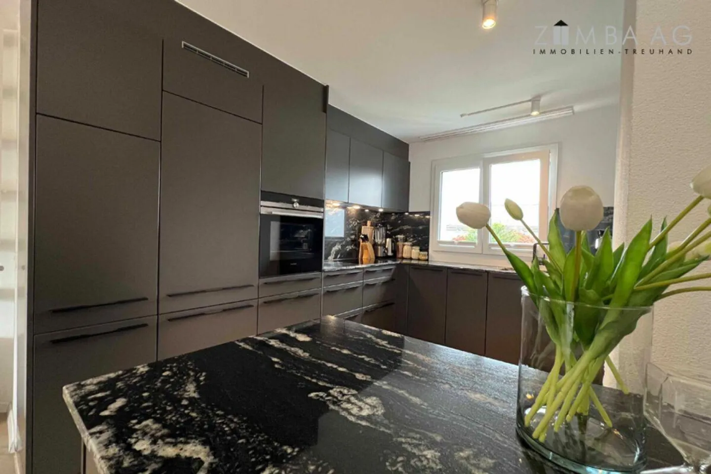 Zwar Stockwerkeigentum, aber wie im eigenen Haus - Foto 8 von 12