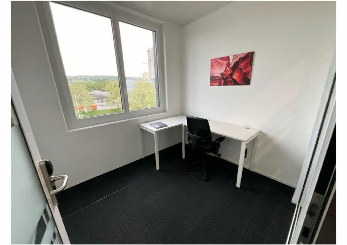 Furnished Commercial Space in the FCS Arena - Photo 7 of 11