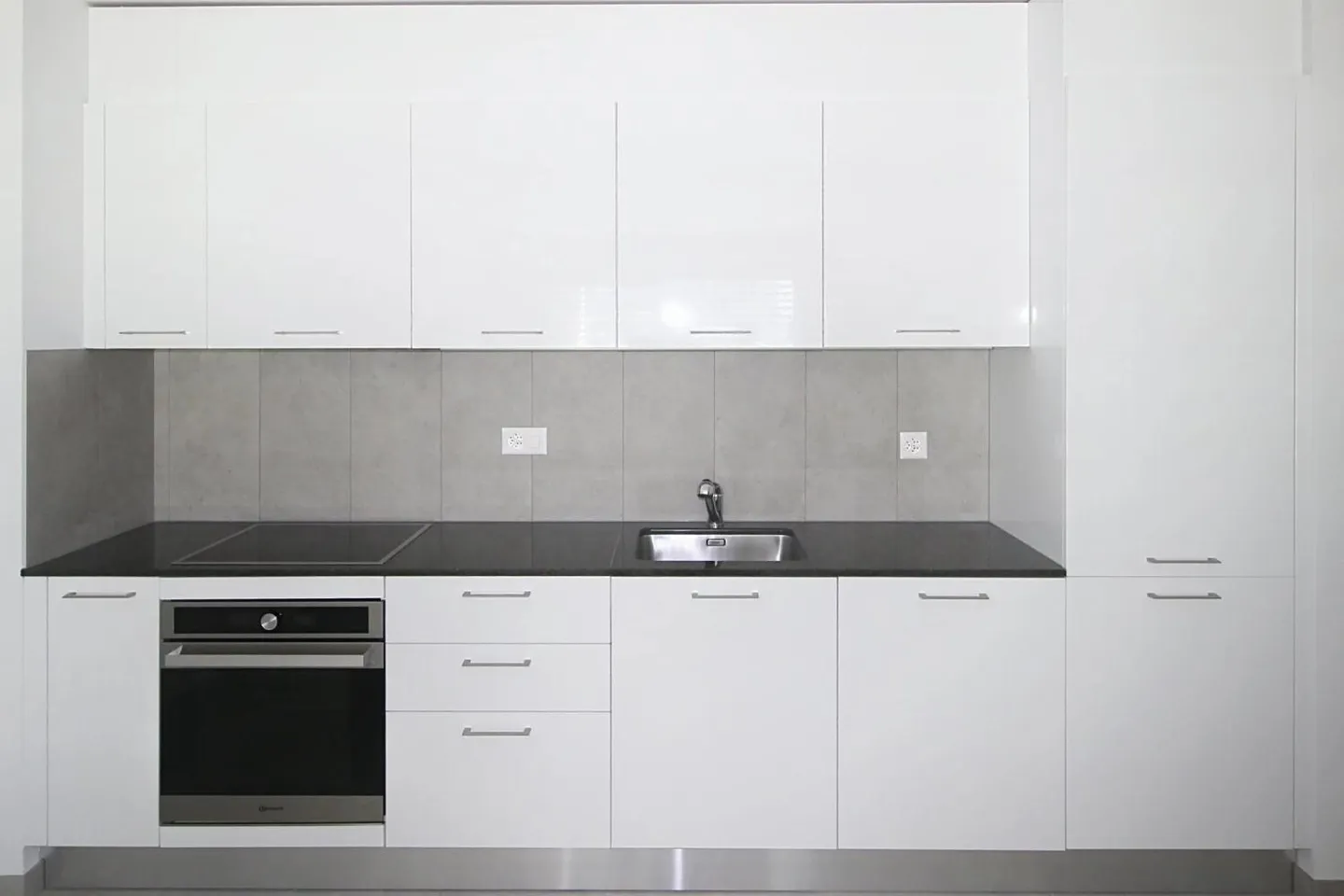 3.5 Room Apartment - Photo 3 of 7